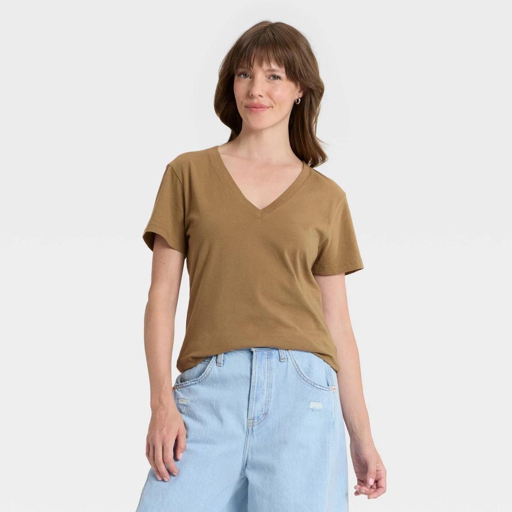Women's Short Sleeve V-Neck T-Shirt - Universal Thread™ Brown XL Product Image
