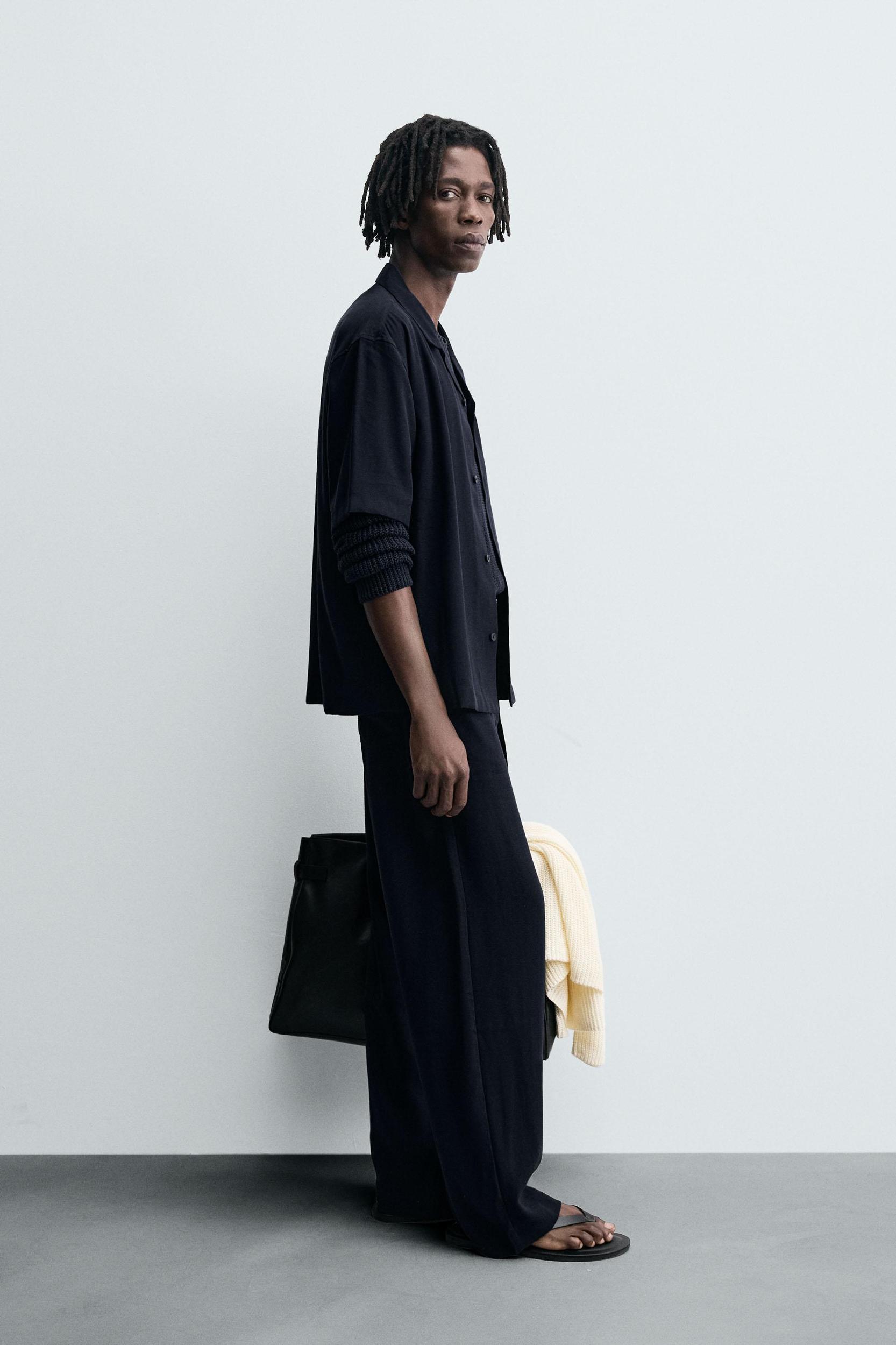 RELAXED FIT FLOWY SHIRT Product Image