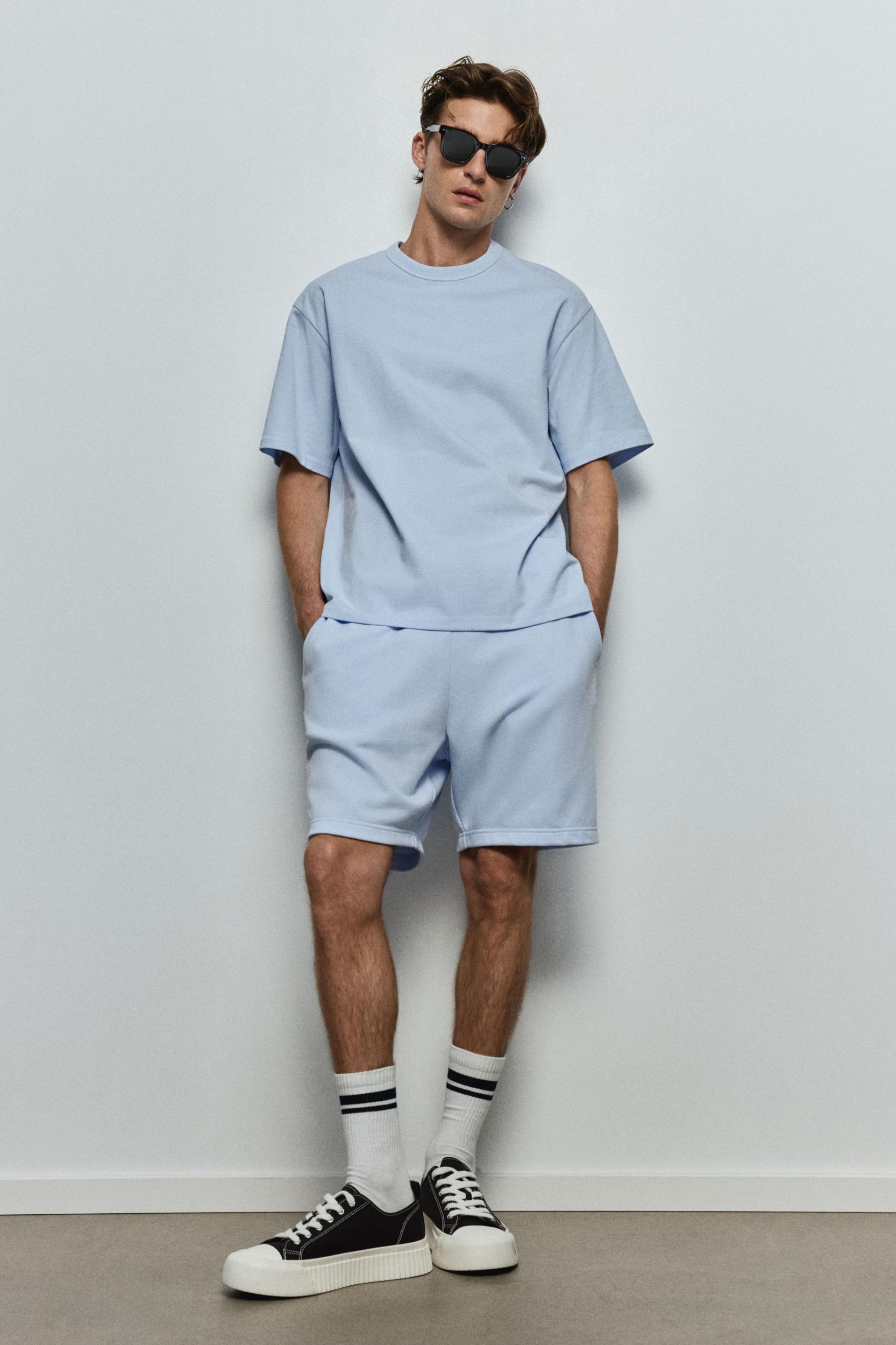 Regular Fit Sweatshorts Product Image