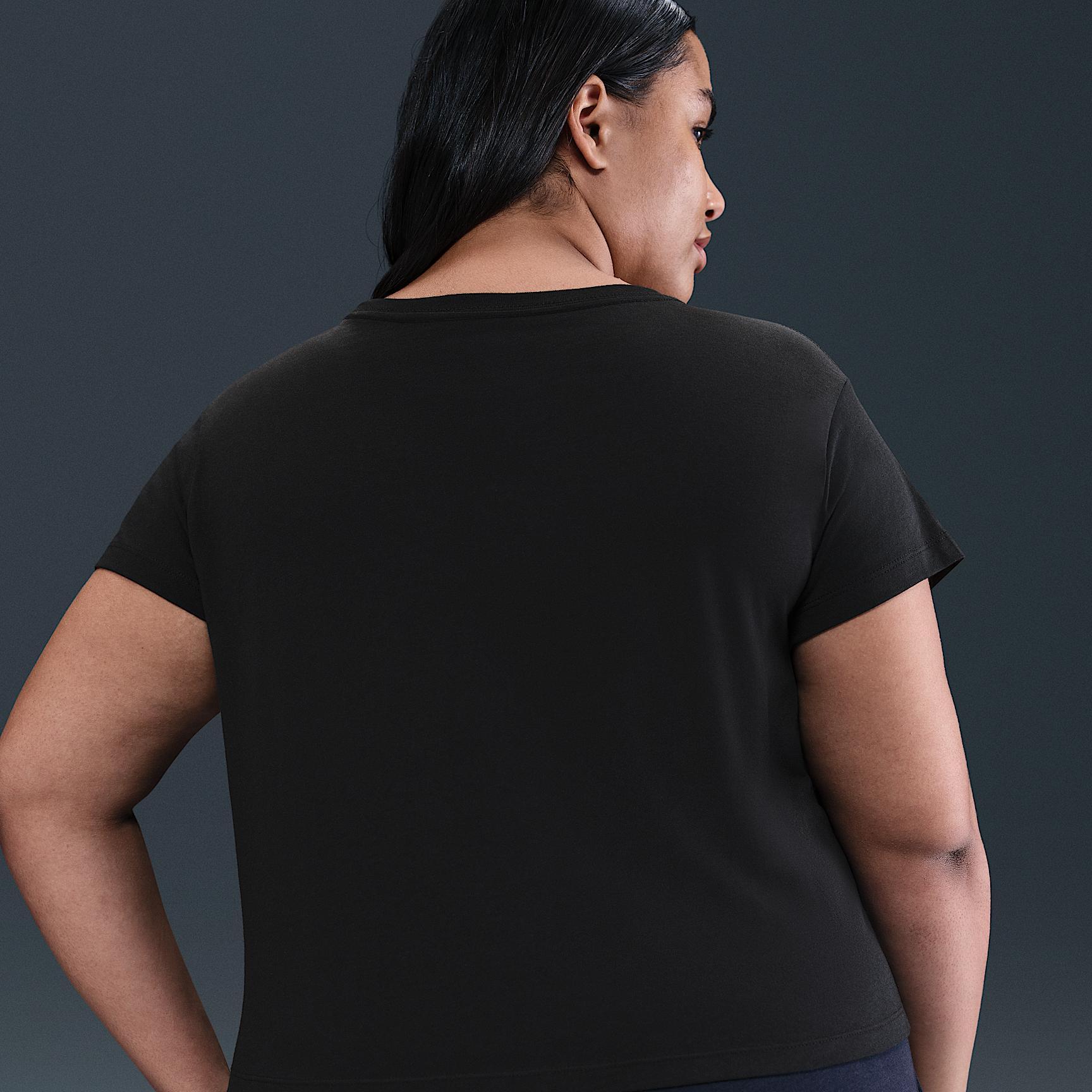 Women's Nike Sportswear Short-Sleeve Graphic T-Shirt (Plus Size) Product Image