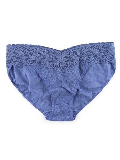 Signature Lace V-Kini Briefs Product Image