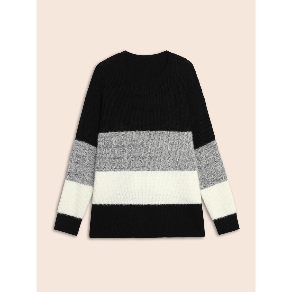 Plus Size Round Neck Colorblock Contrast Pullover Black Women Casual Loose Long Sleeve Round Neck Everyday Pullovers BloomChic 12/L Product Image