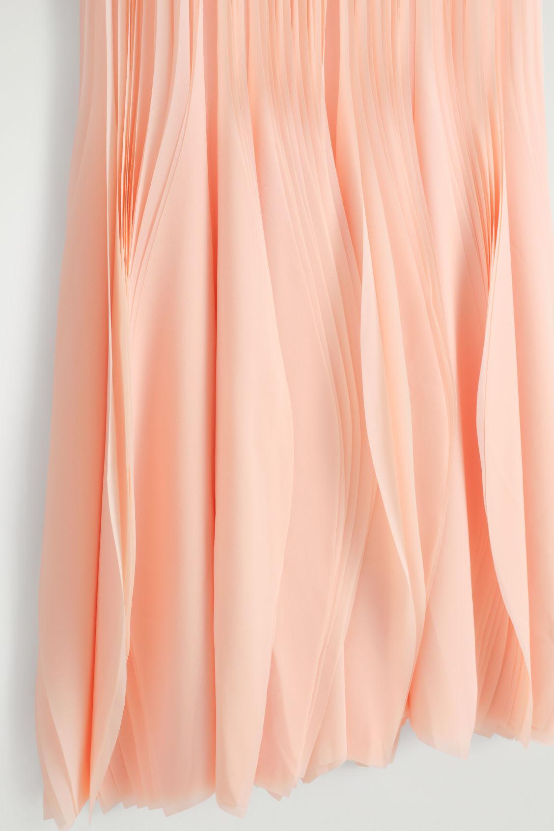 PETAL MIDI DRESS Product Image