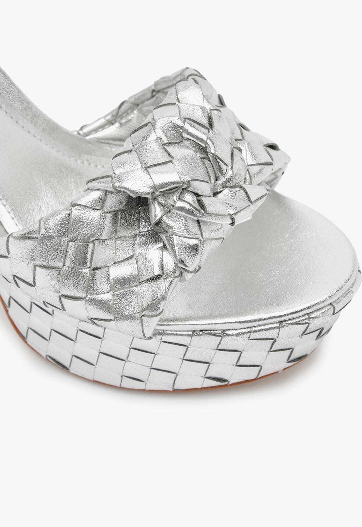 Kareena Knot Platform Product Image