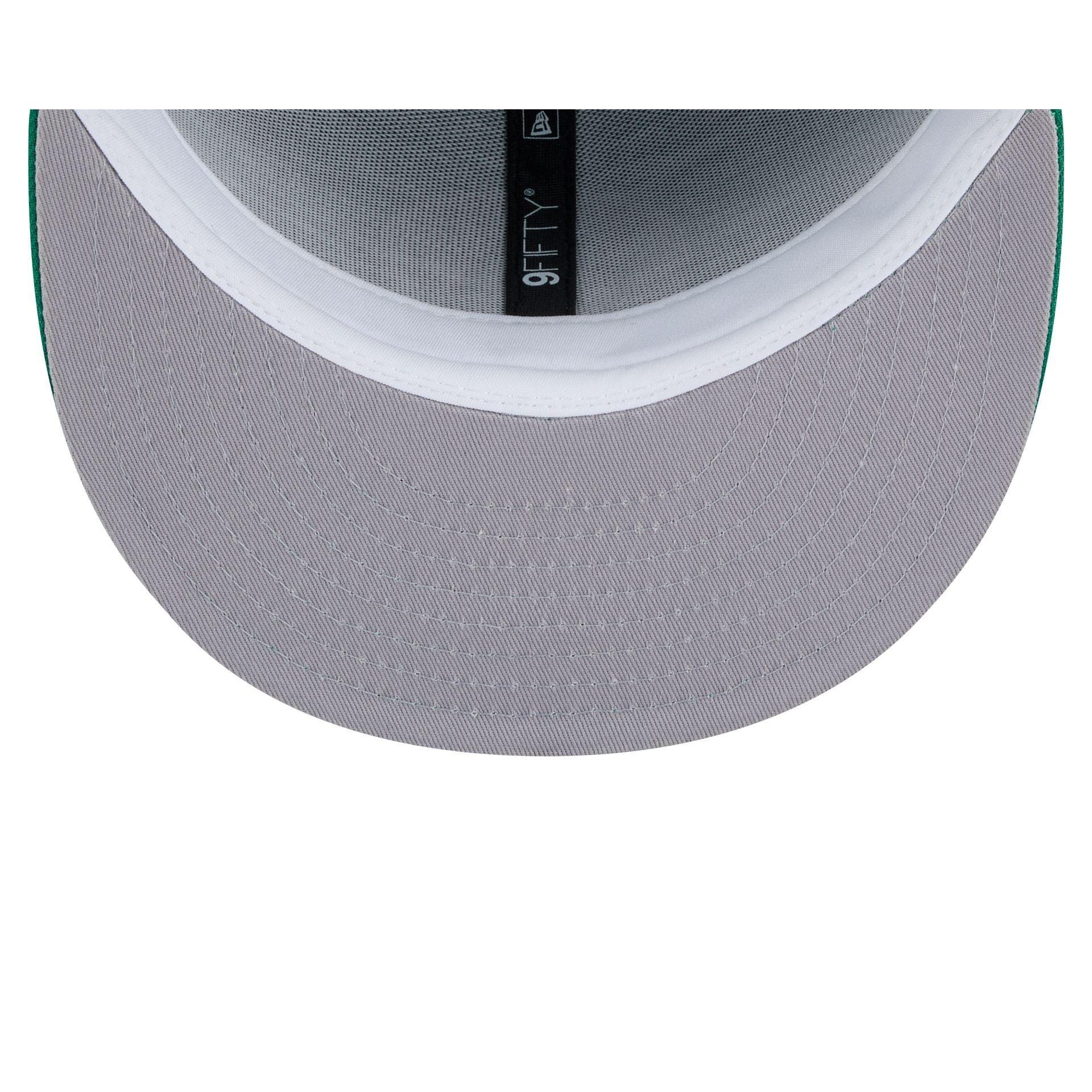 New York Knicks Satin Pin 9FIFTY Snapback Hat Male Product Image