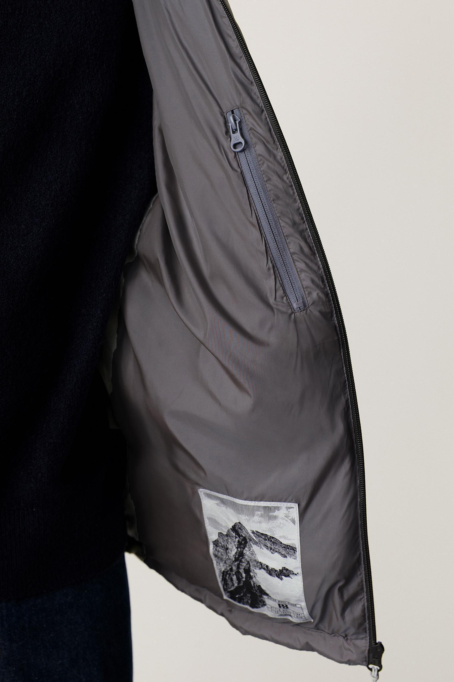 Puffer jacket with hood Product Image