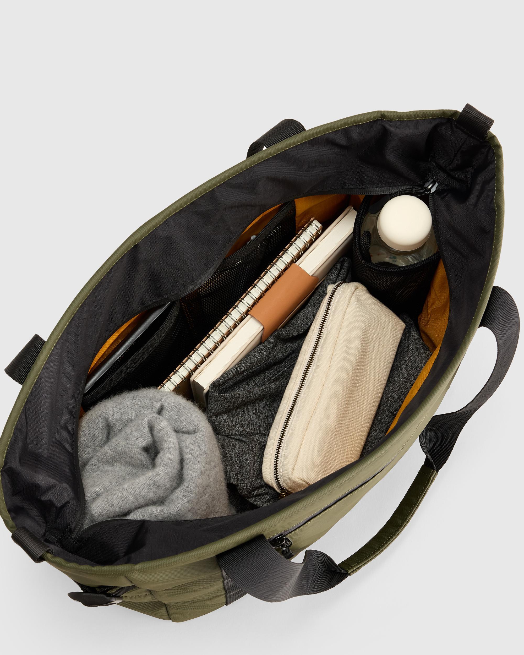 Quince | Men's Weatherproof Utility Tote Recycled Polyester Product Image