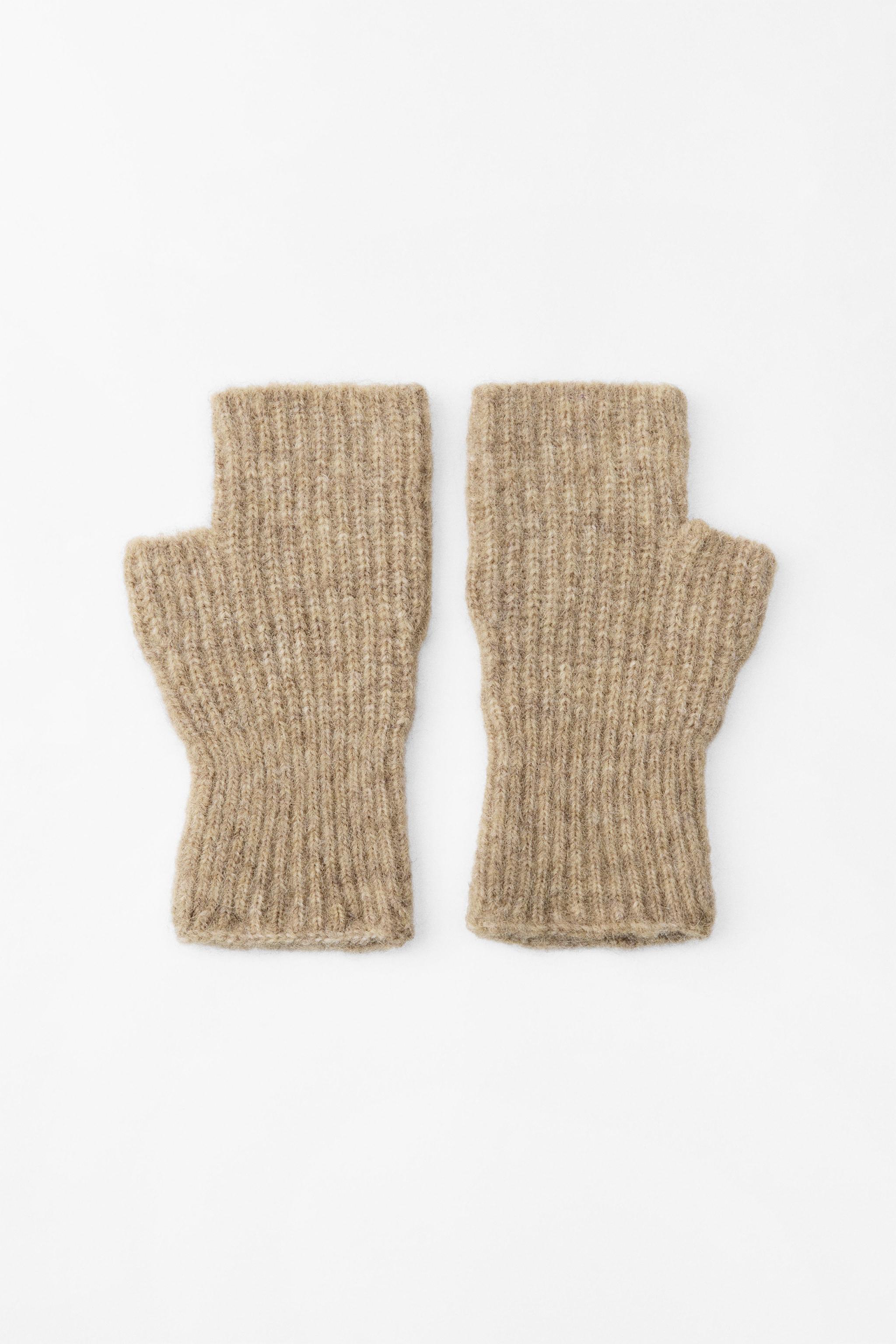 SHORT FINGERLESS RIBBED GLOVES Product Image