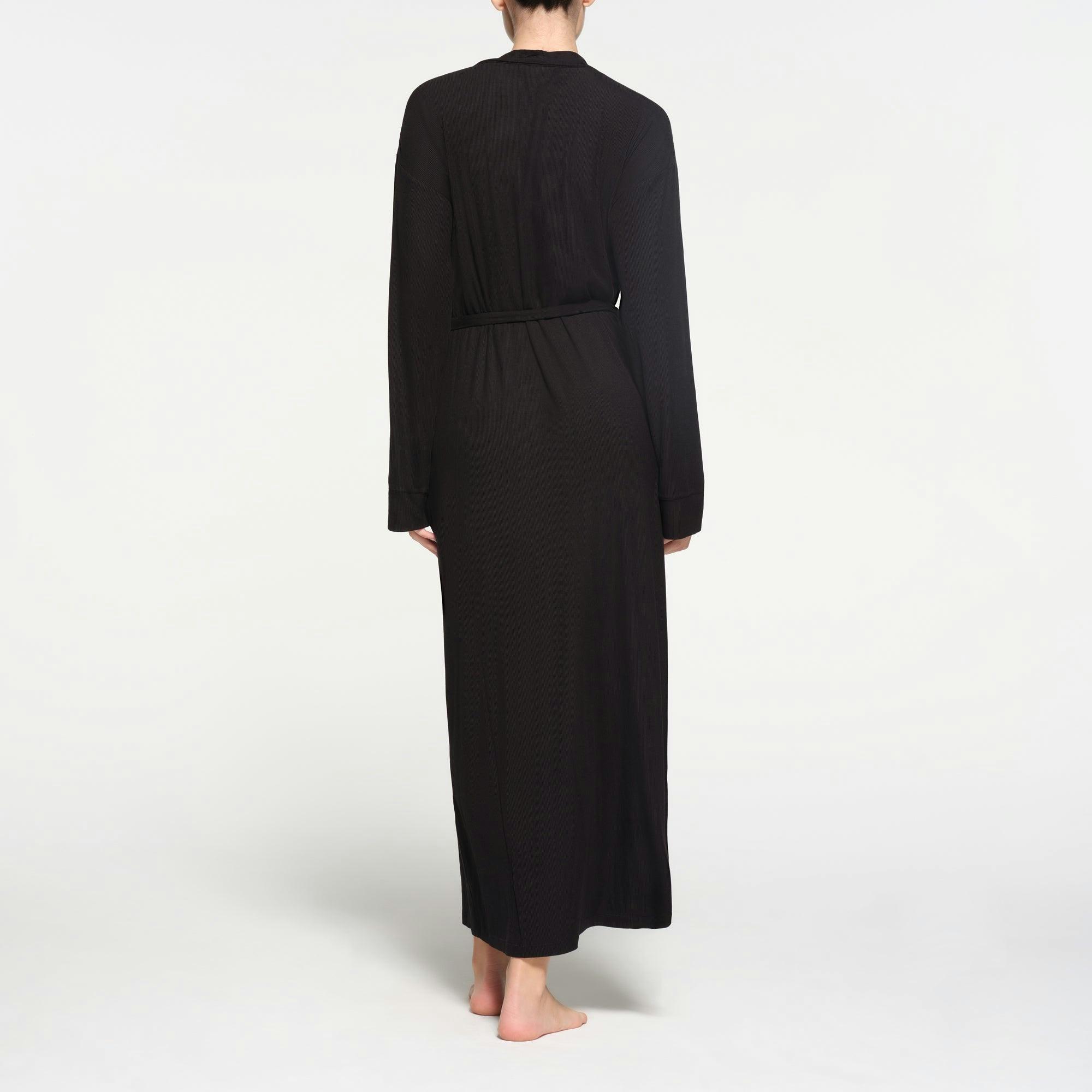 SOFT LOUNGE LONG ROBE | ONYX Product Image