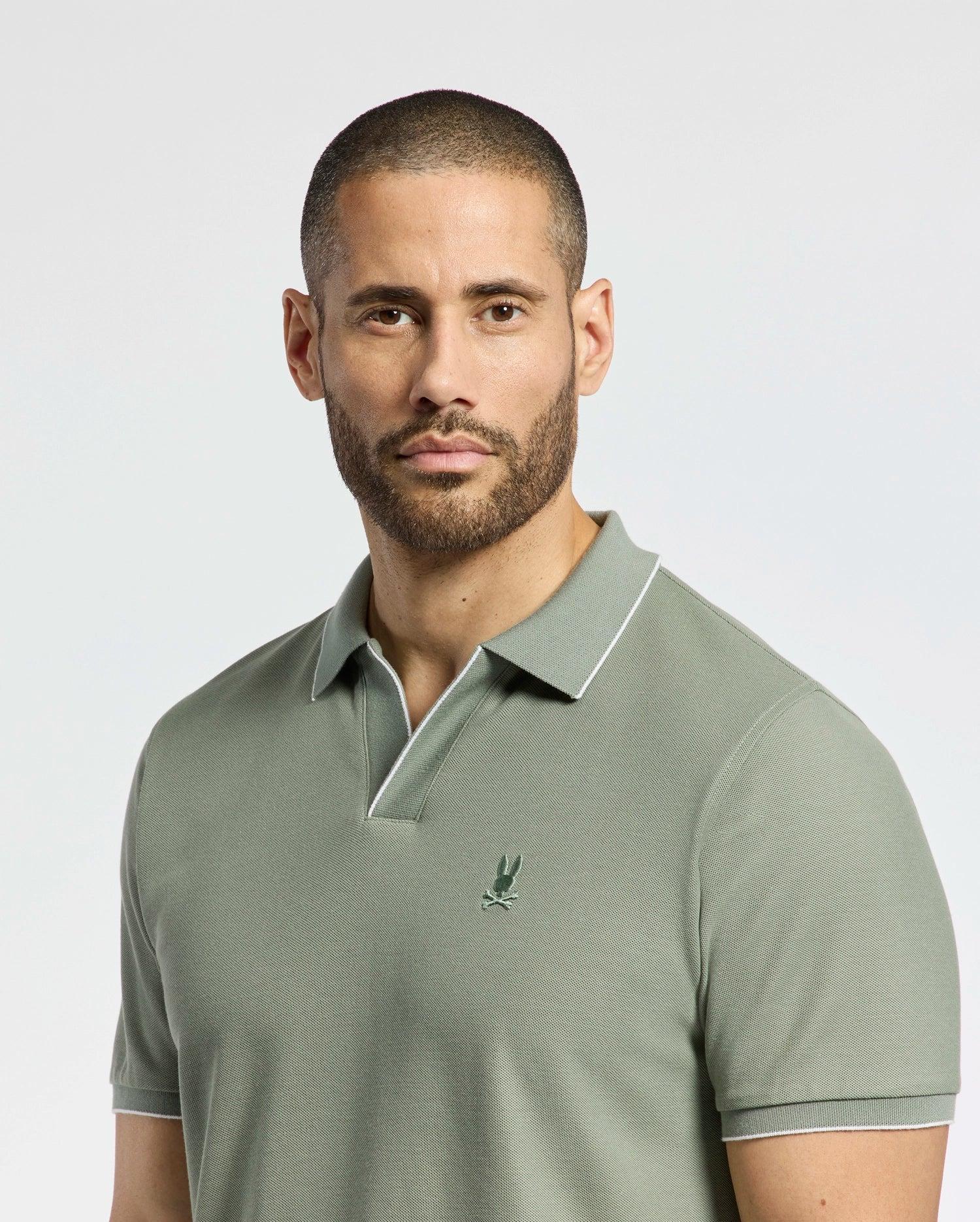 Mens East Hills Johnny Collar Polo 313 SEA SPRAY / S Product Image