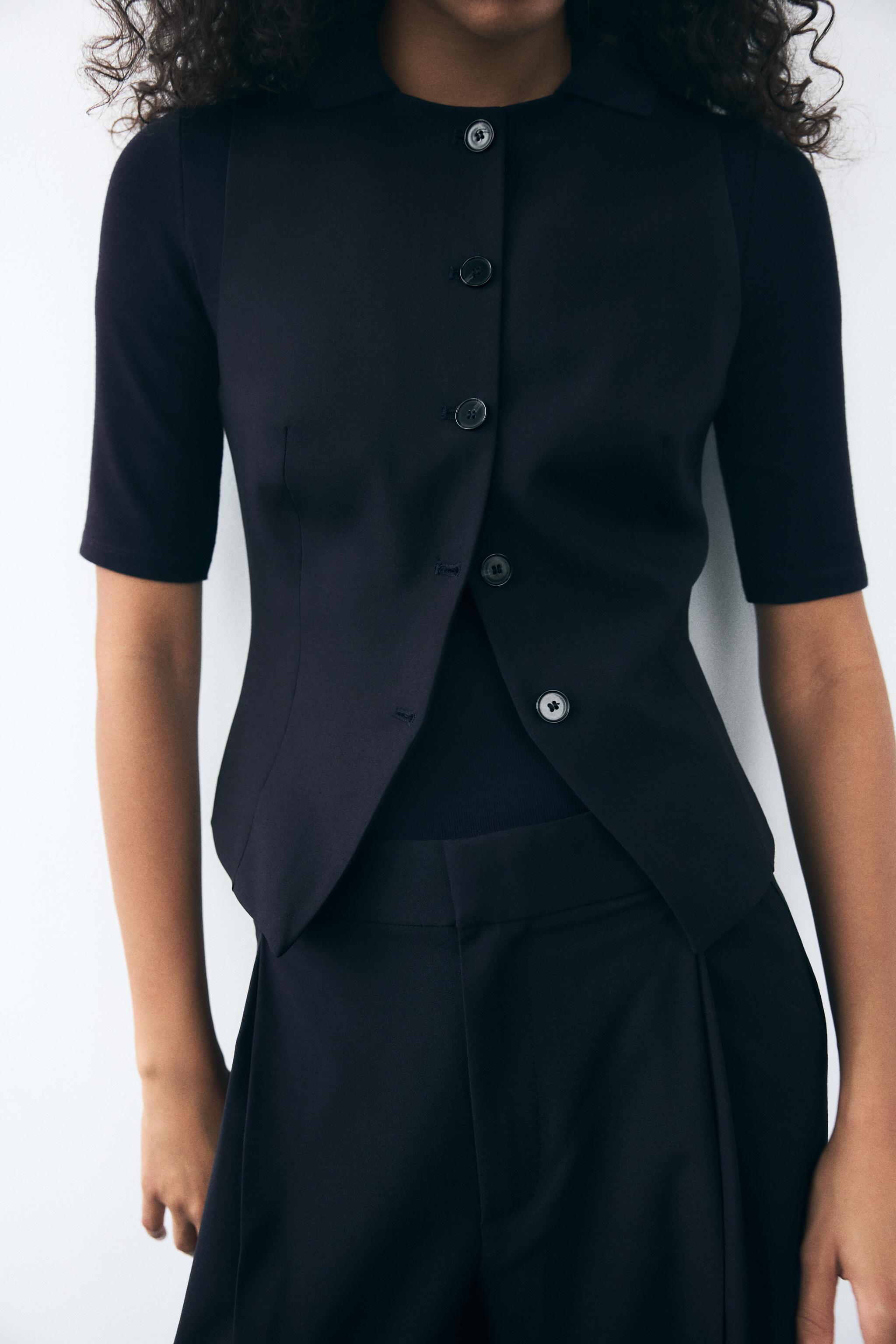 TAILORED VEST Product Image