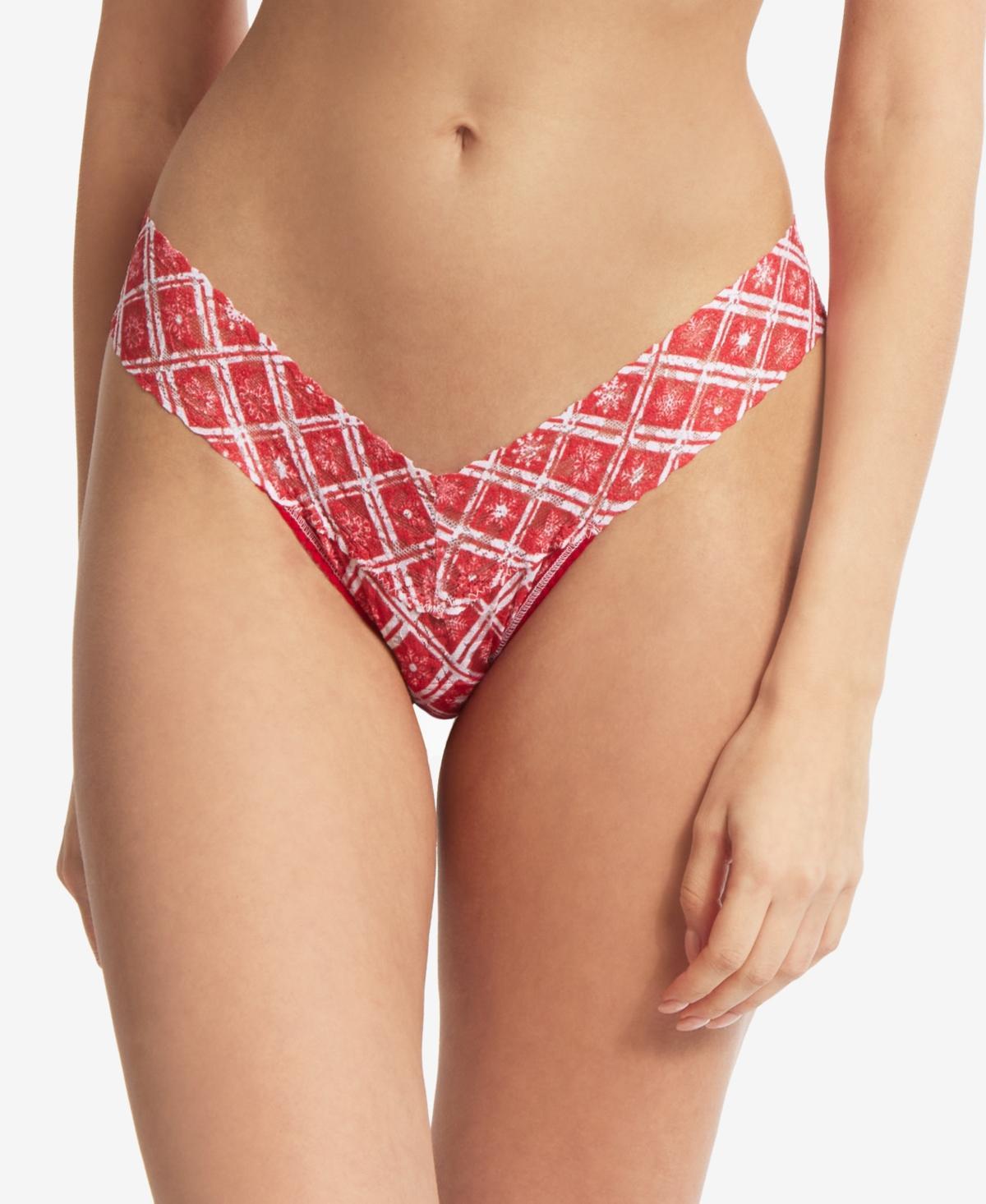 Signature Lace Low Rise Printed Thong Product Image