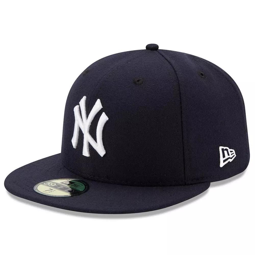 Men's New Era Navy New York Yankees Game Authentic Collection On-Field 59FIFTY Fitted Hat, Size: 7 3/4, Blue Product Image