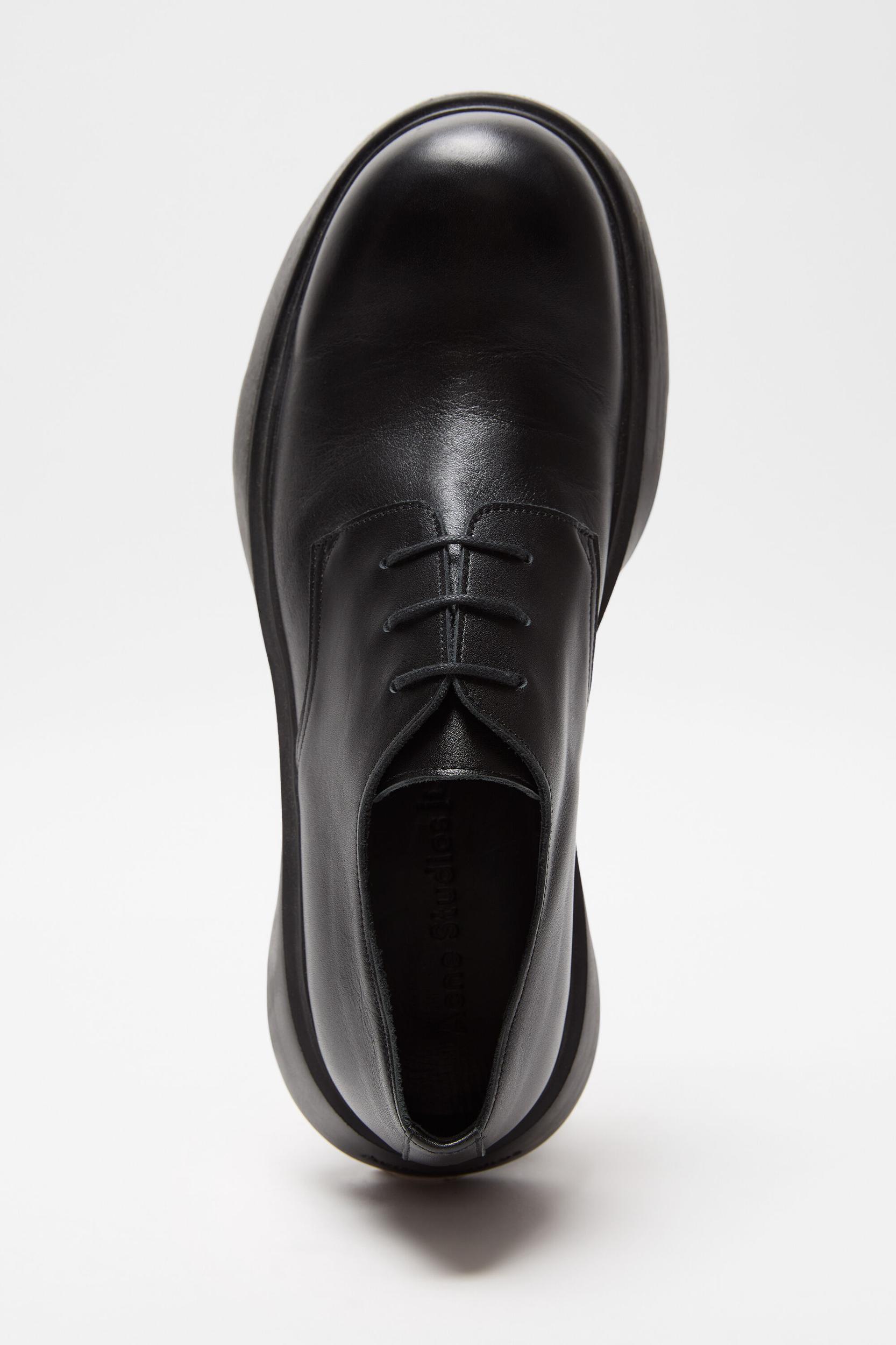 Leather lace-up shoes Product Image