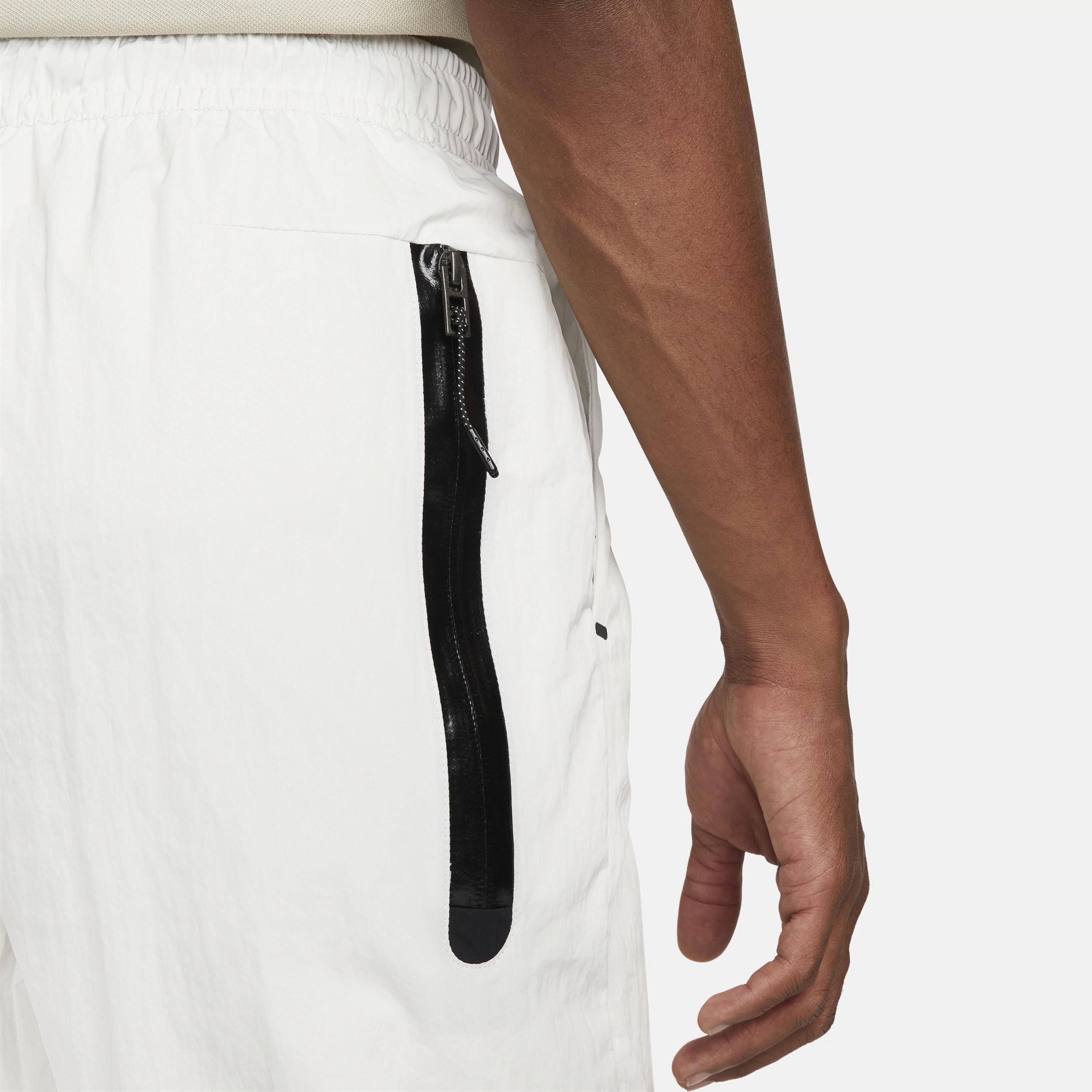 Men's Nike Sportswear Tech Essentials lined Commuter Pants Product Image