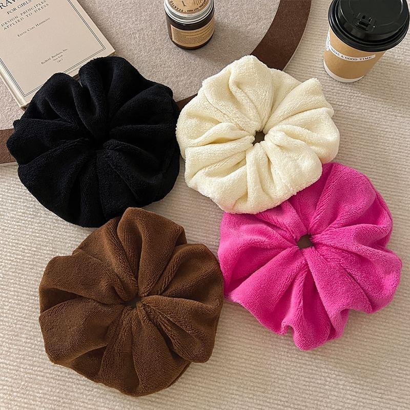 Plain Fleece Scrunchie Product Image