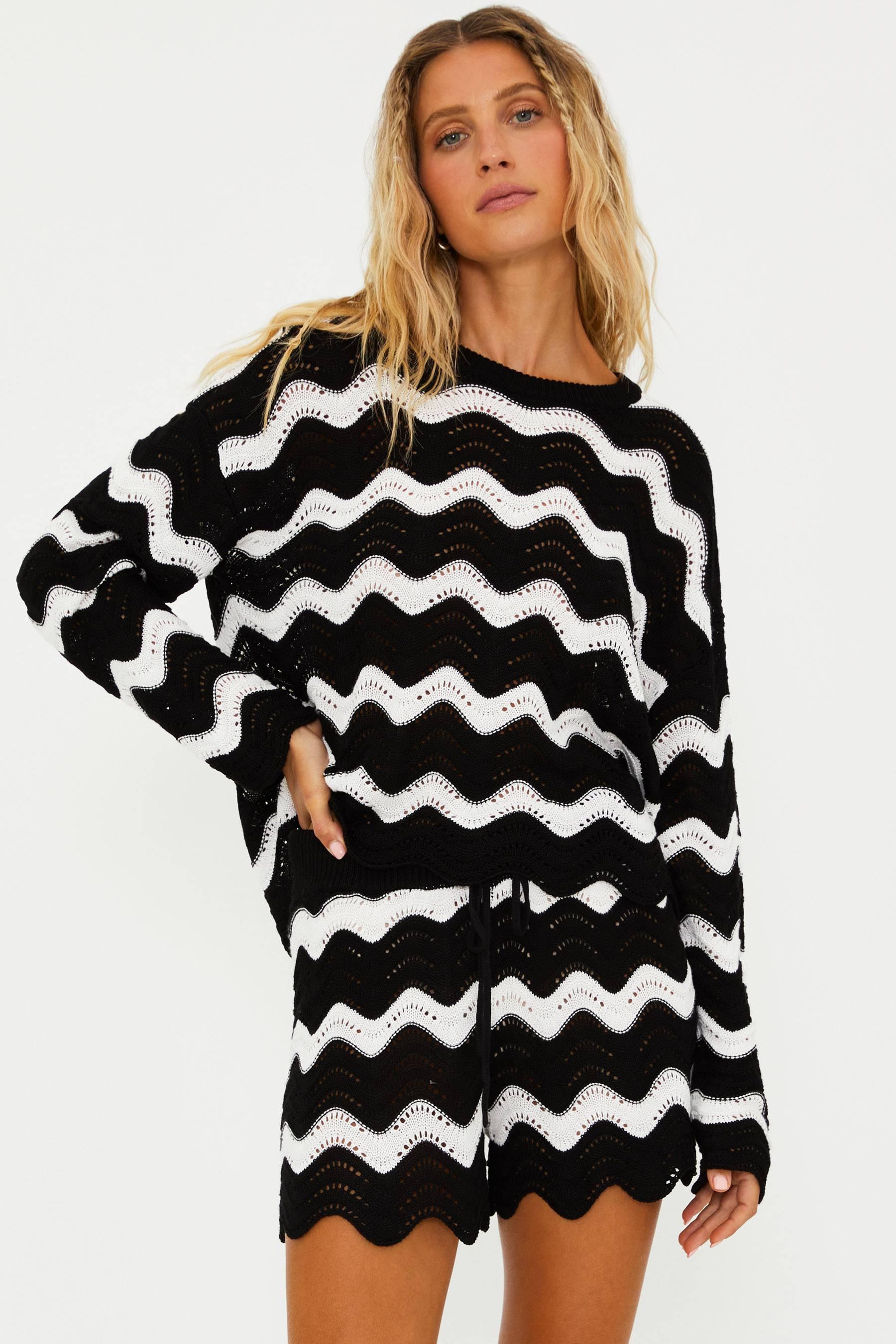 Beach Sweater Black & White Tides Product Image