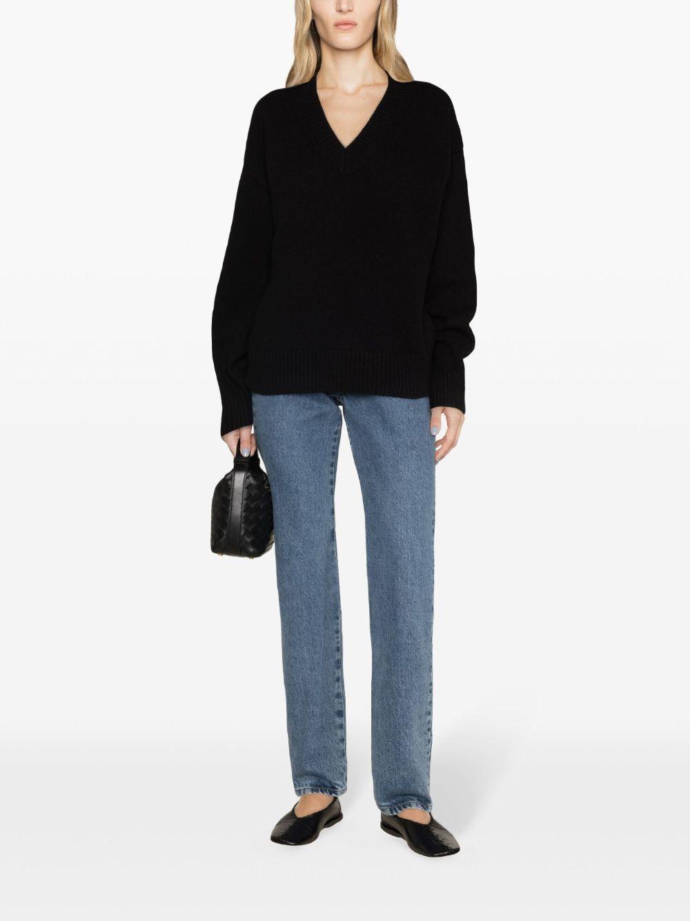 Wool And Cashmere Blend V-necked Jumper In Black Product Image