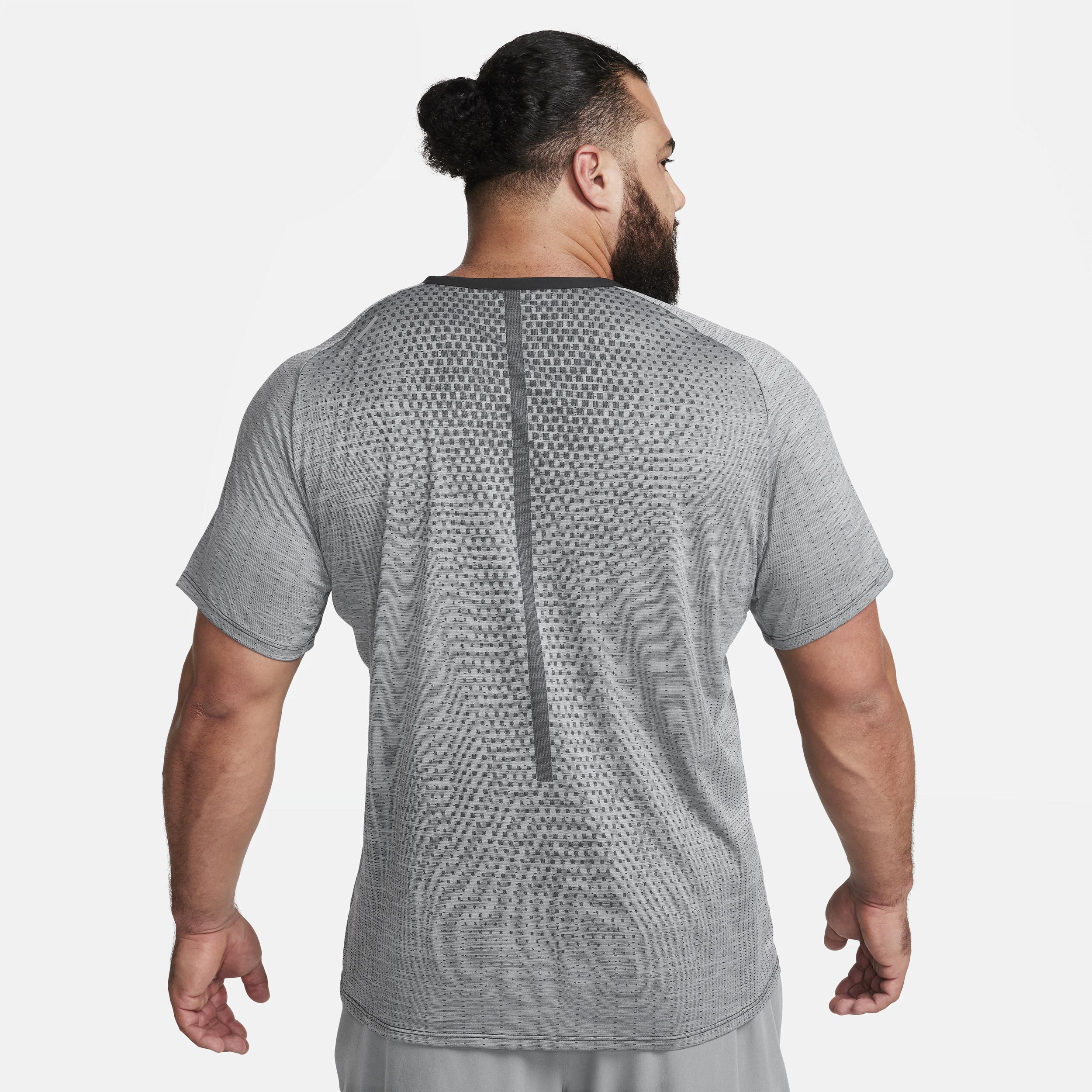 Nike TechKnit Men's Dri-FIT ADV Short-Sleeve Running Top Product Image