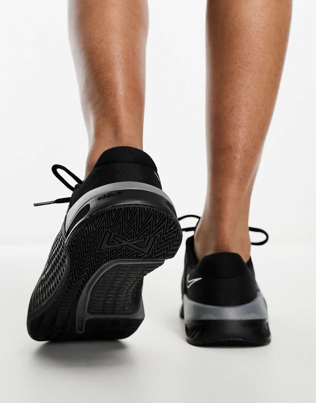 Nike Training Metcon 9 sneakers in black Product Image