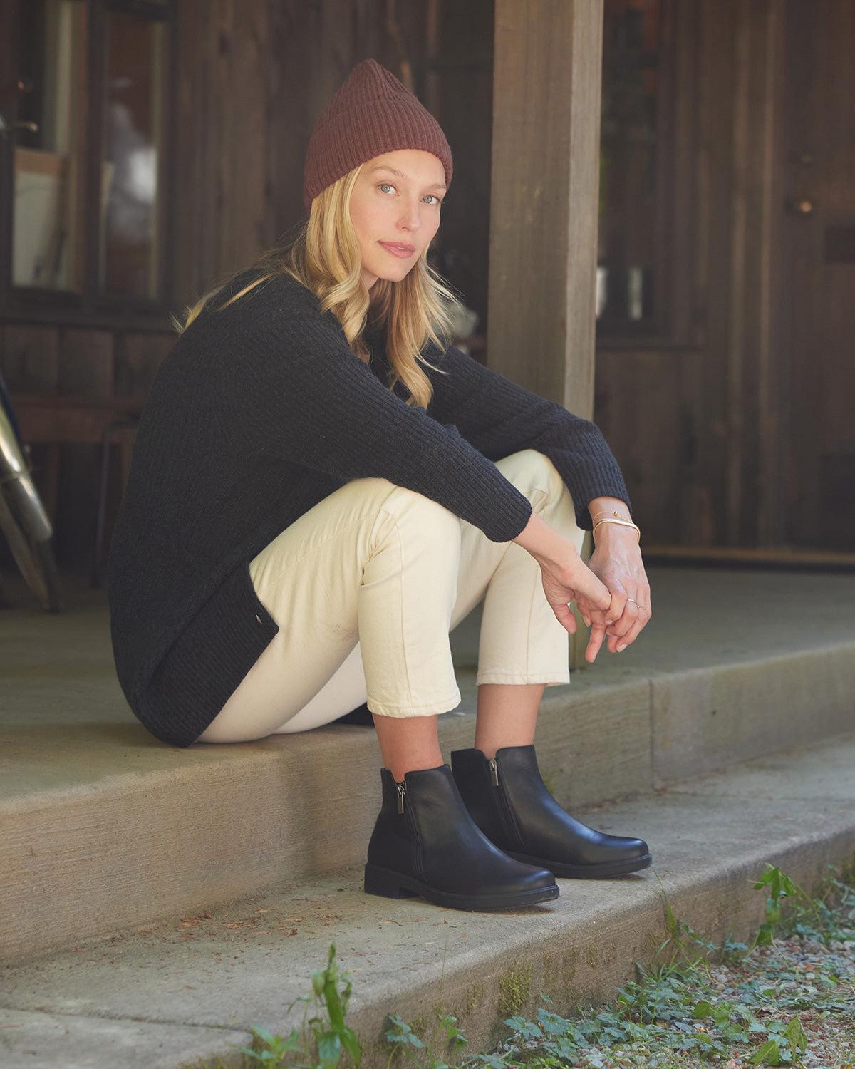 Compass Zip Female Product Image