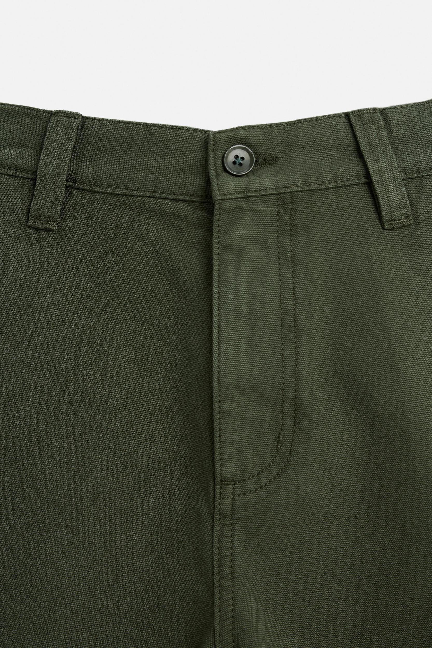 WASHED TEXTURED SHORTS Product Image