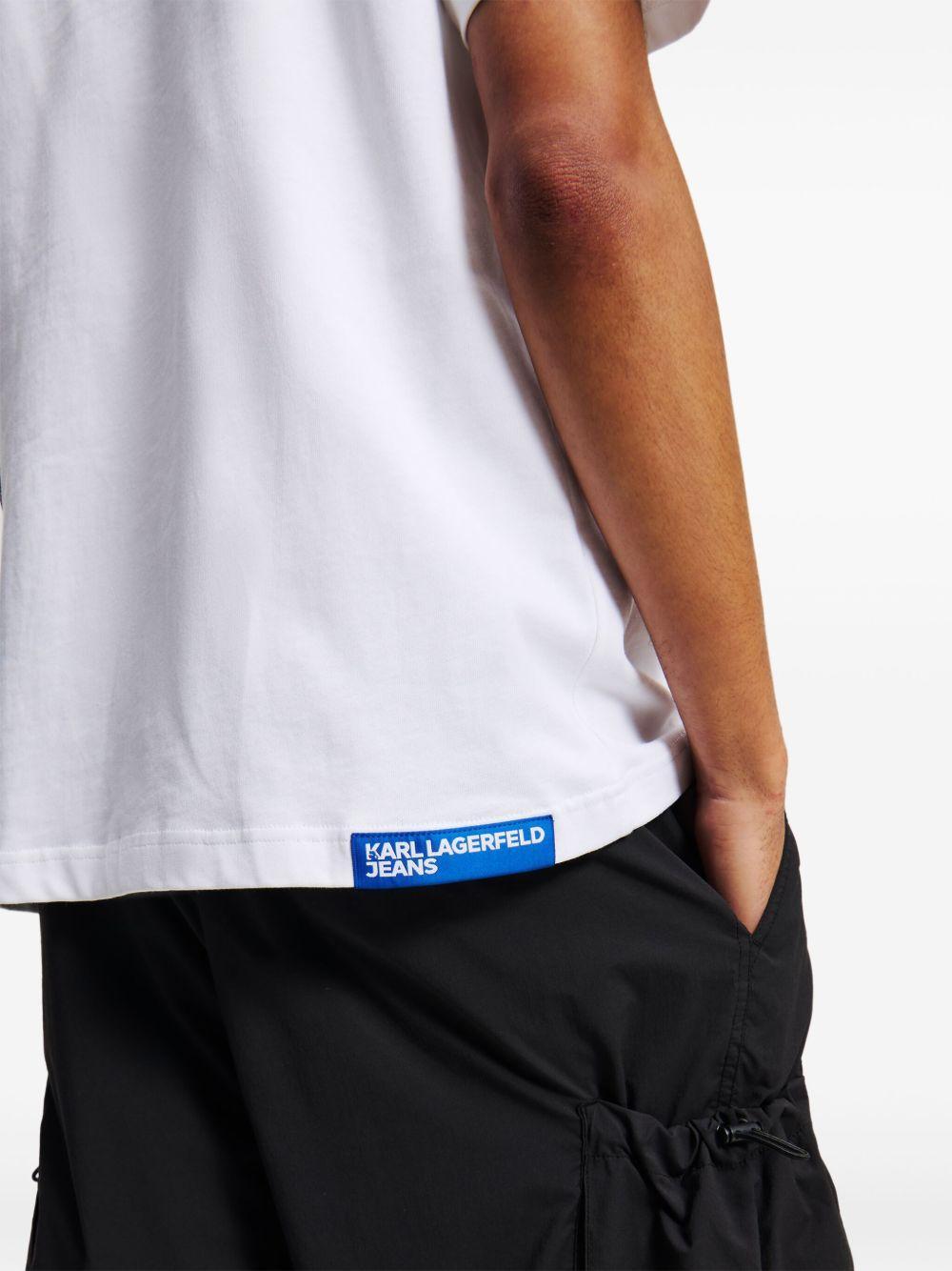 graphic-print t-shirt  Product Image