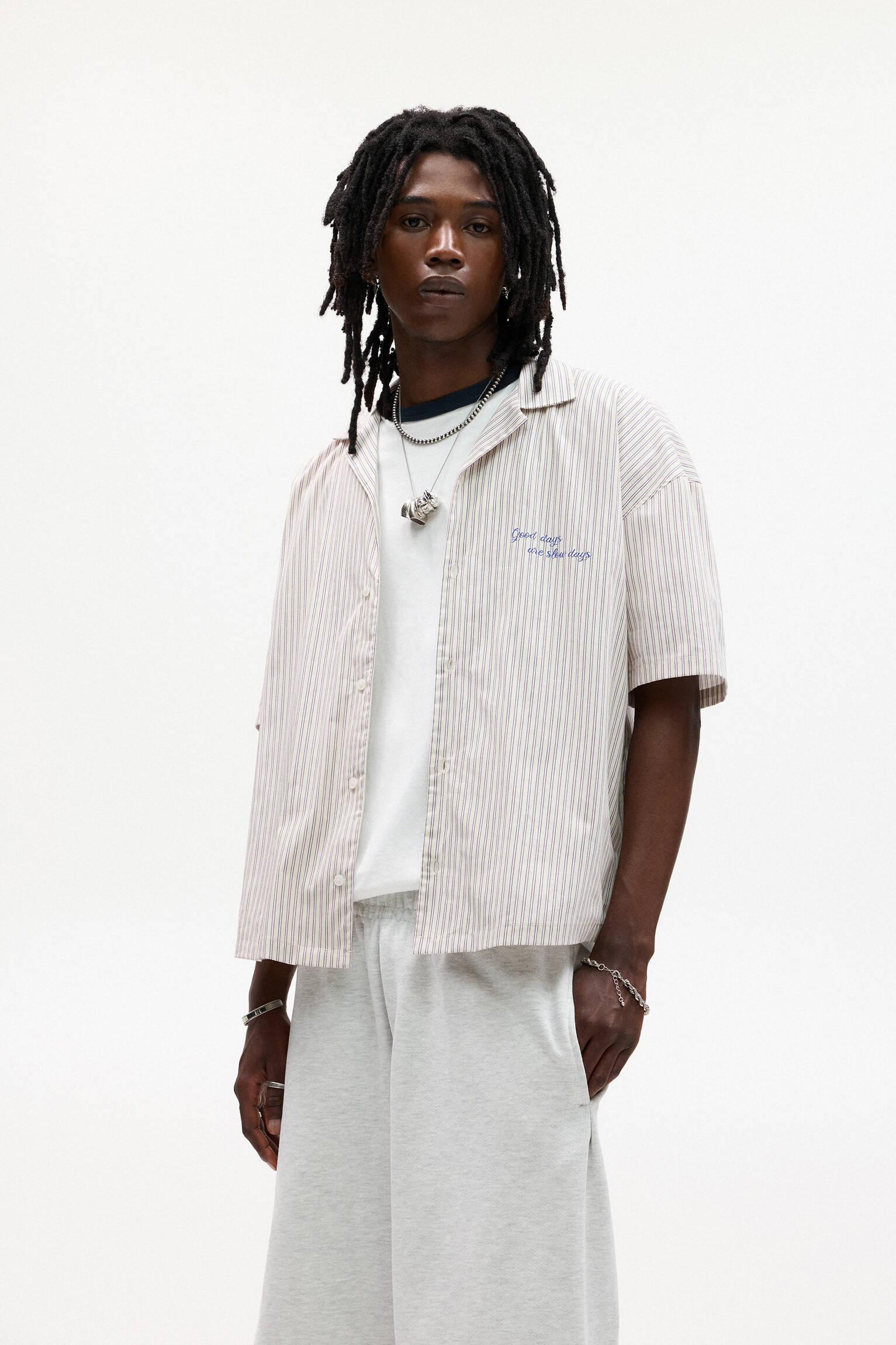 Striped short sleeve shirt Product Image