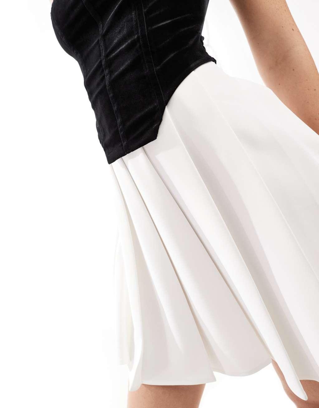 Extro & Vert corset contrast midi dress with pleated skirt in monochrome Product Image