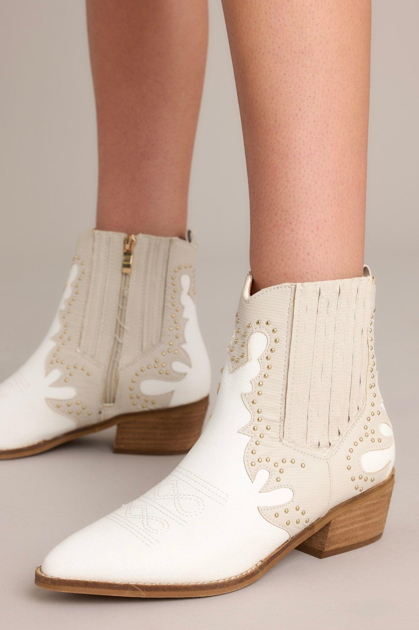 Wild West Wonder Ivory Boots Product Image