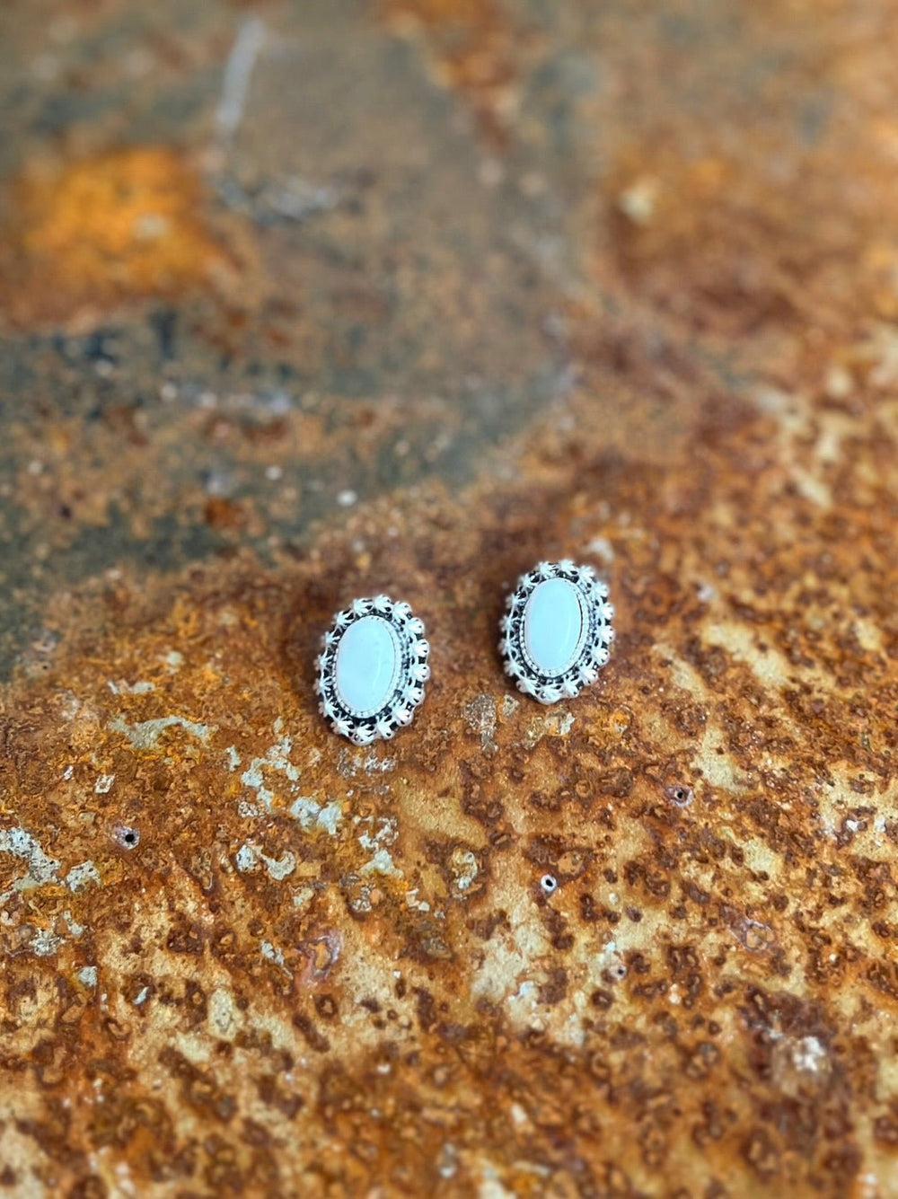 Oval White Stone Post Earrings Product Image