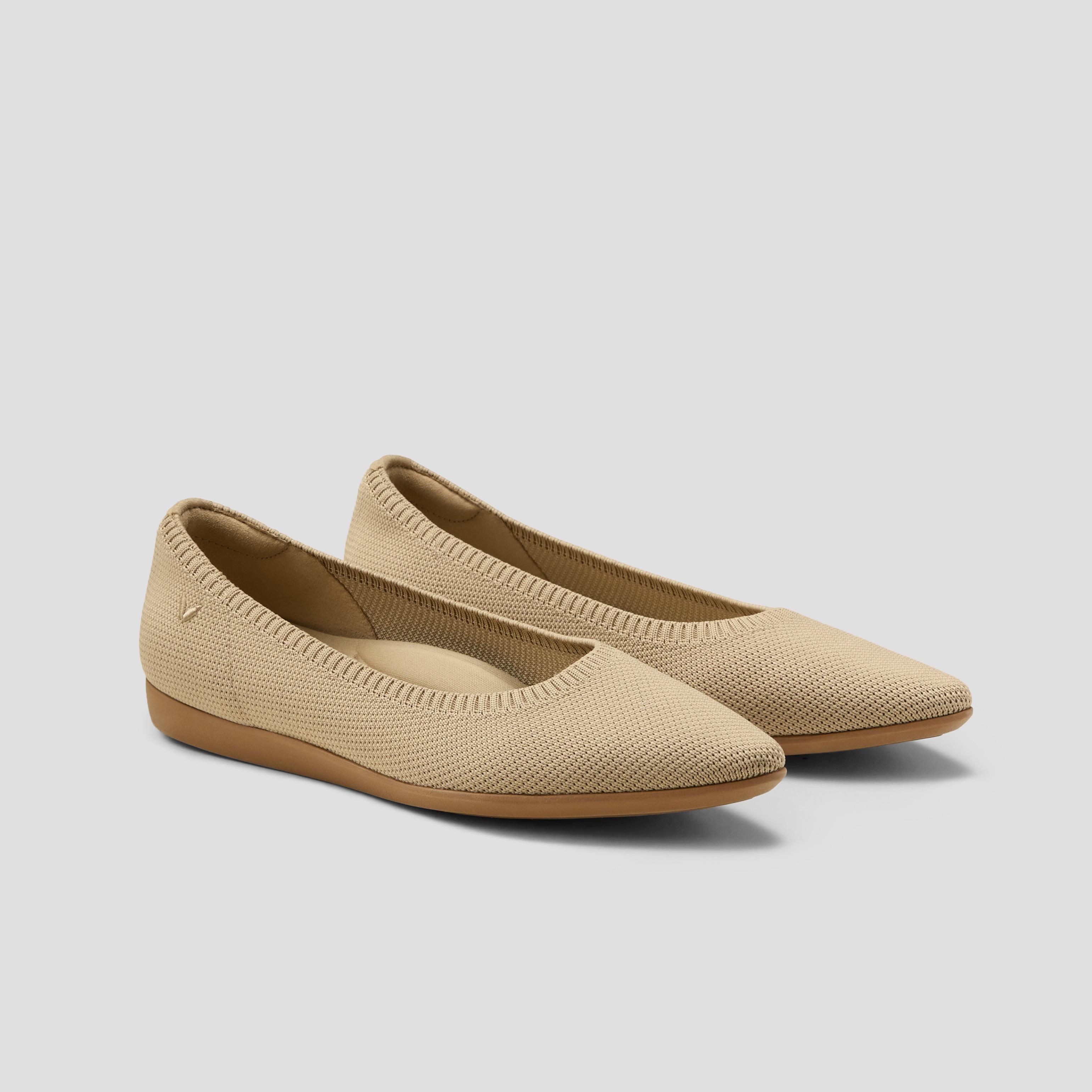 Lightweight Pointed-Ballet Flats (Aria Walker) Product Image