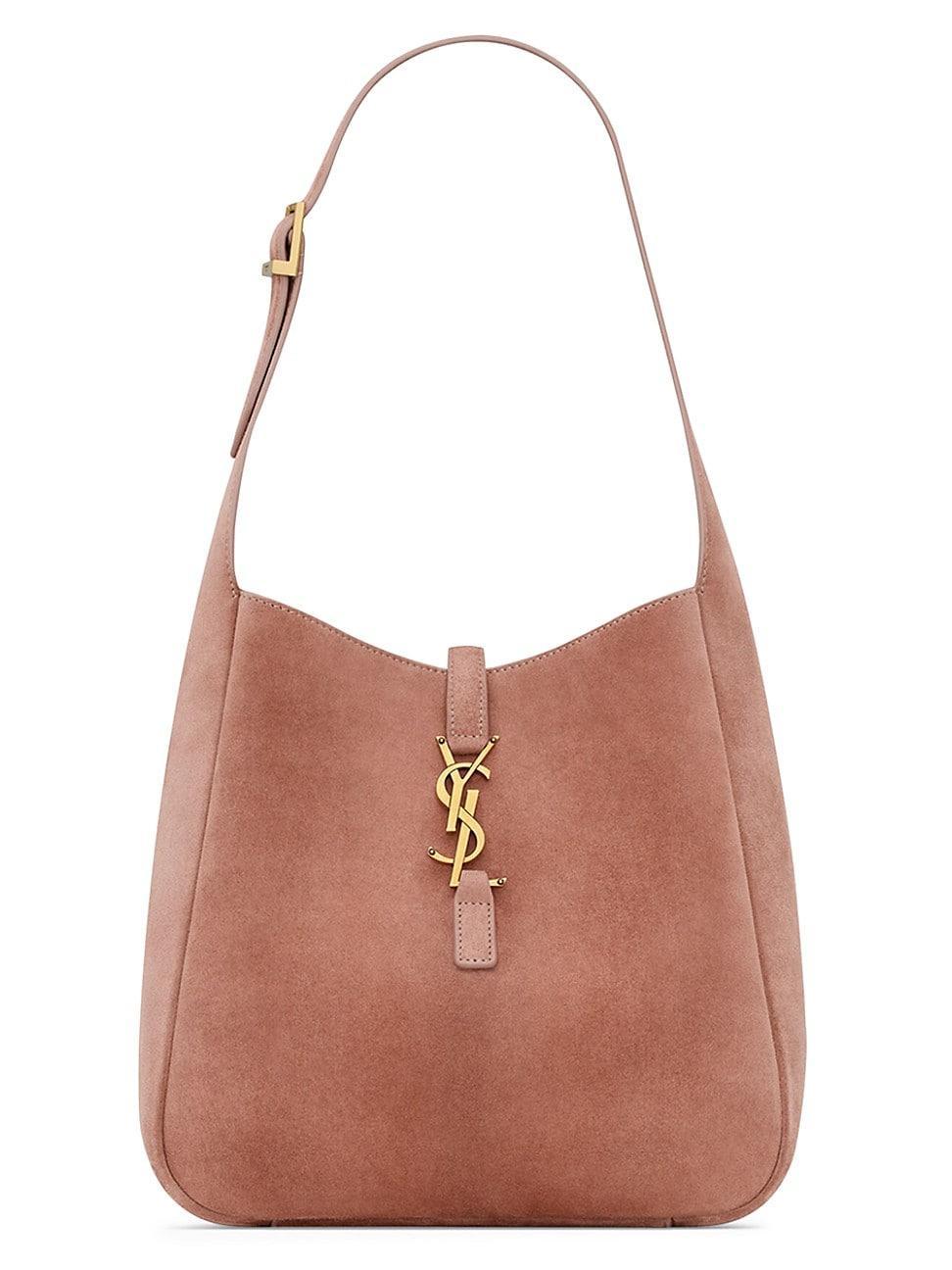 Womens Le 5 7 Supple Small Shoulder Bag in Grained Leather Product Image