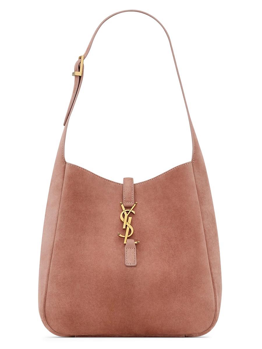 Womens Le 5 7 Supple Small Shoulder Bag in Grained Leather Product Image