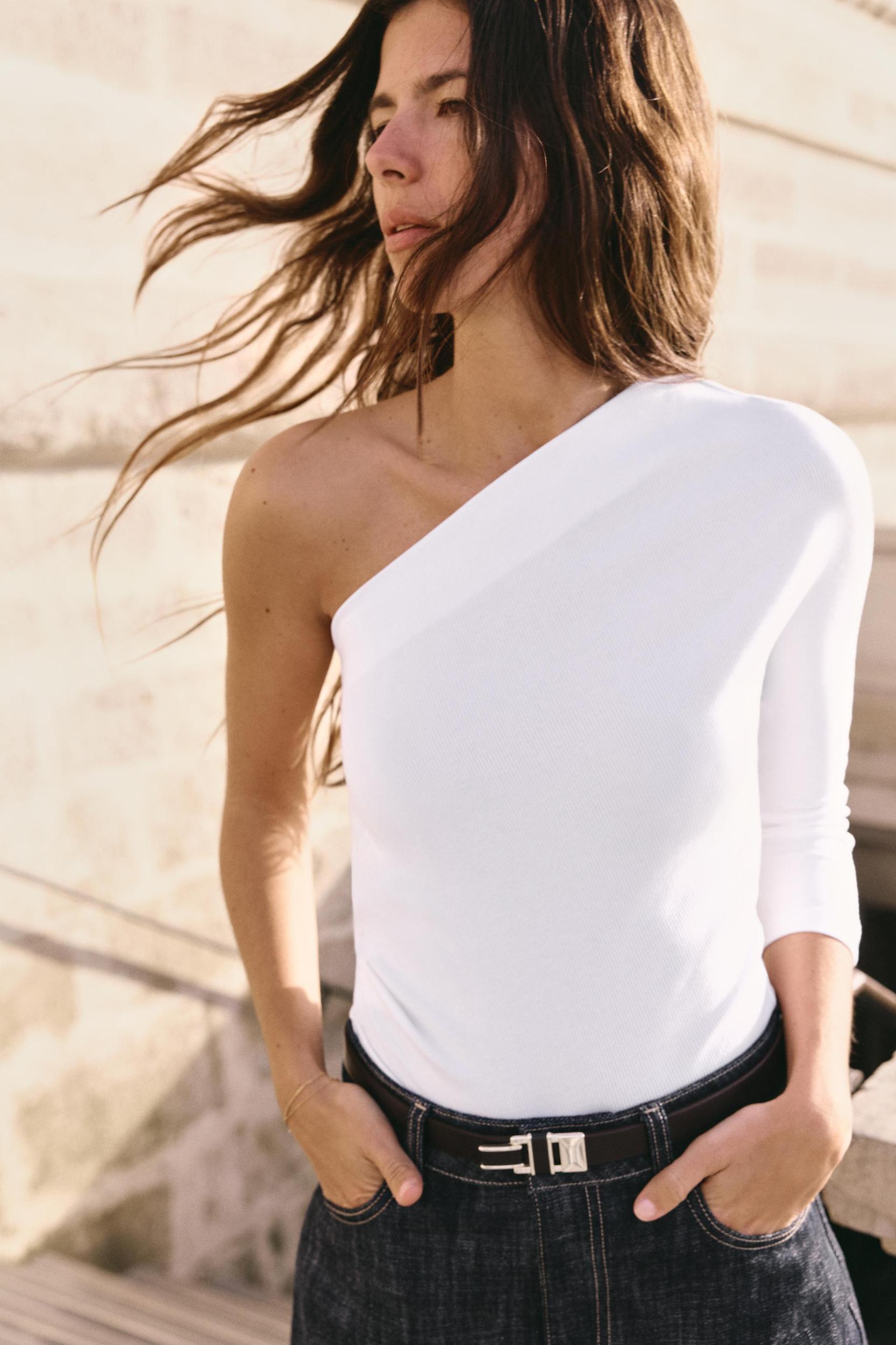 RIBBED ASYMMETRICAL TOP Product Image