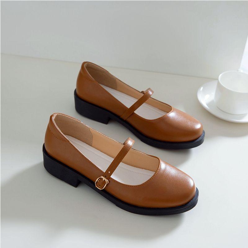 Mary Jane Shoes Product Image