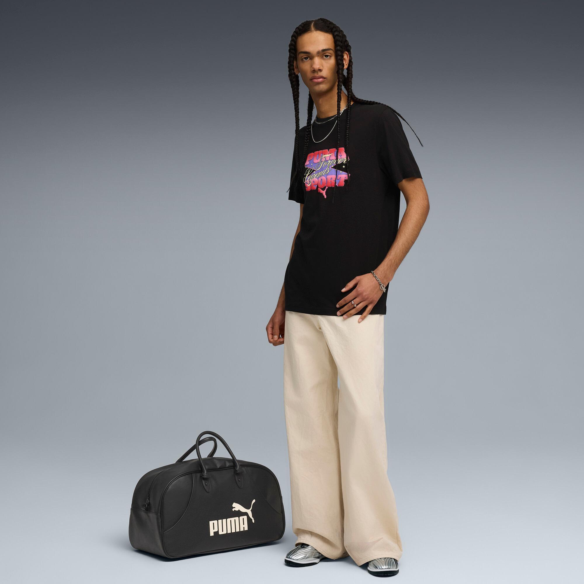 Graphics Legends Tee Men Product Image