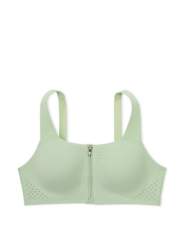 Featherweight Max™ Front-Close Sports Bra Product Image