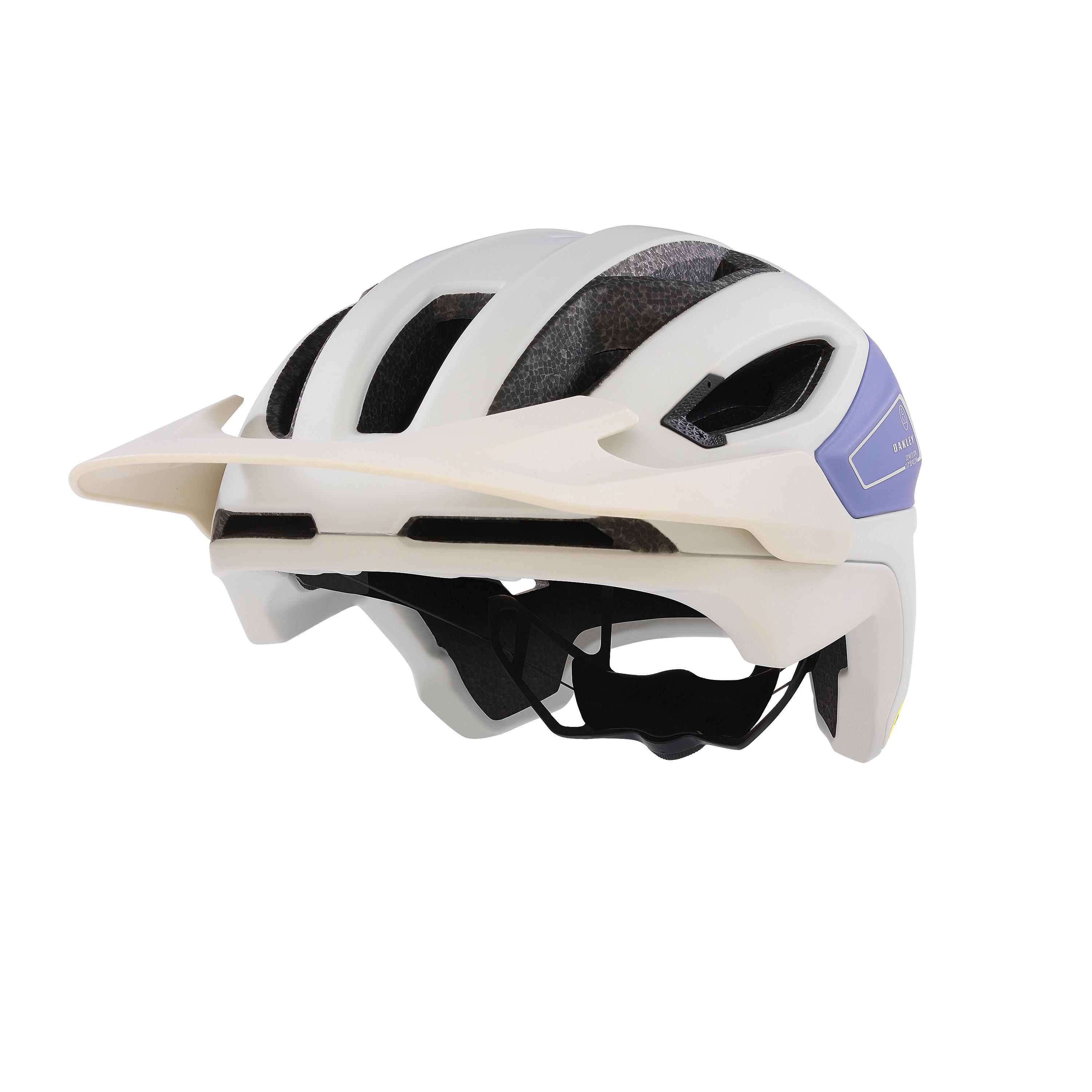 Oakley Men's Drt3 Trail Size: M Product Image