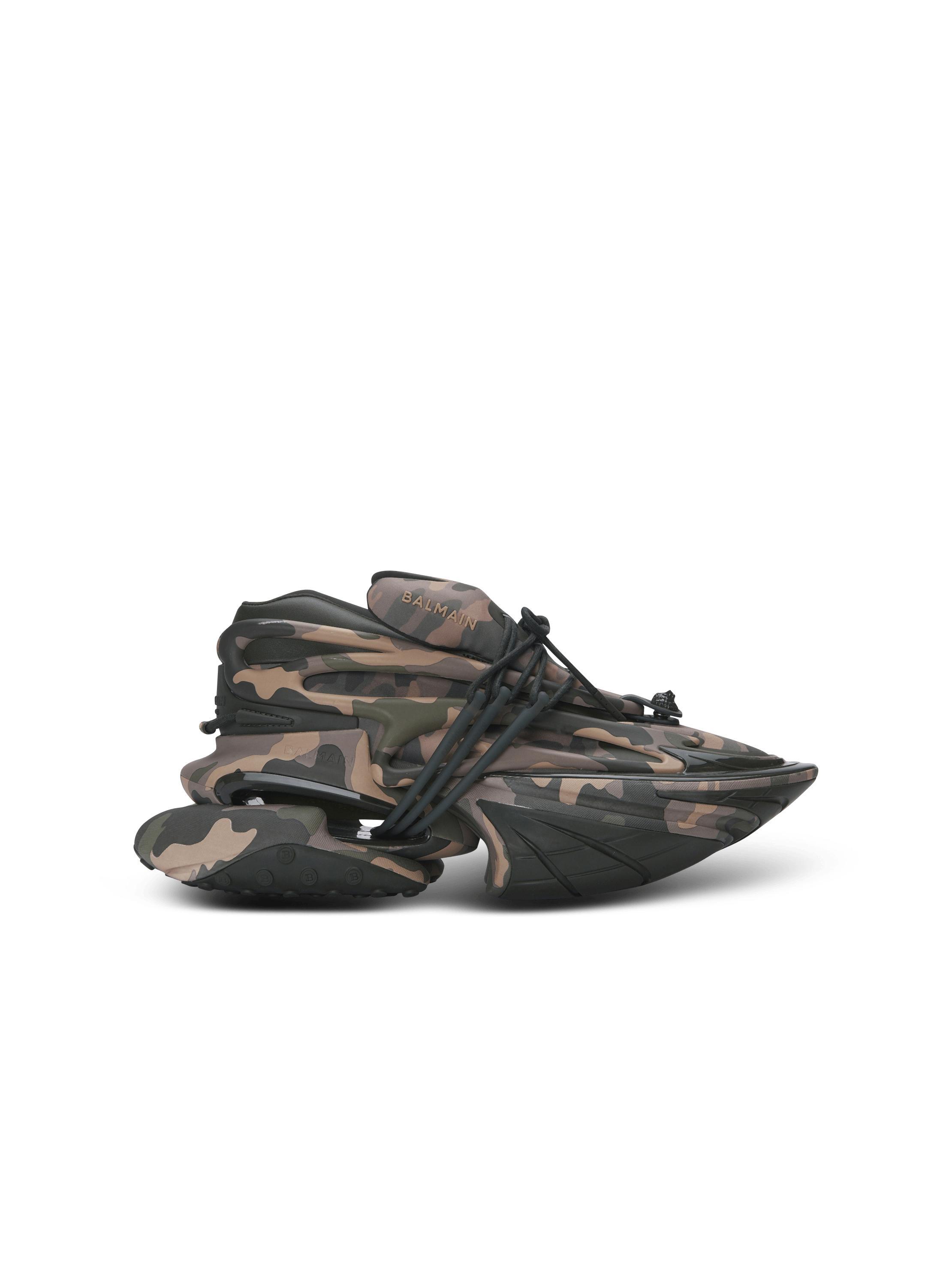 Unicorn Low camouflage-print trainers Product Image