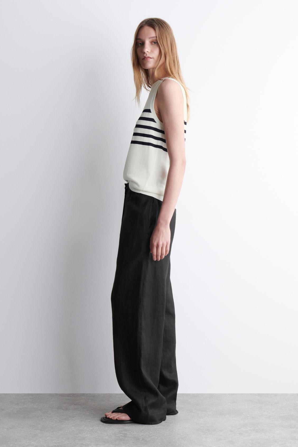 STRIPED KNITTED TANK TOP Product Image