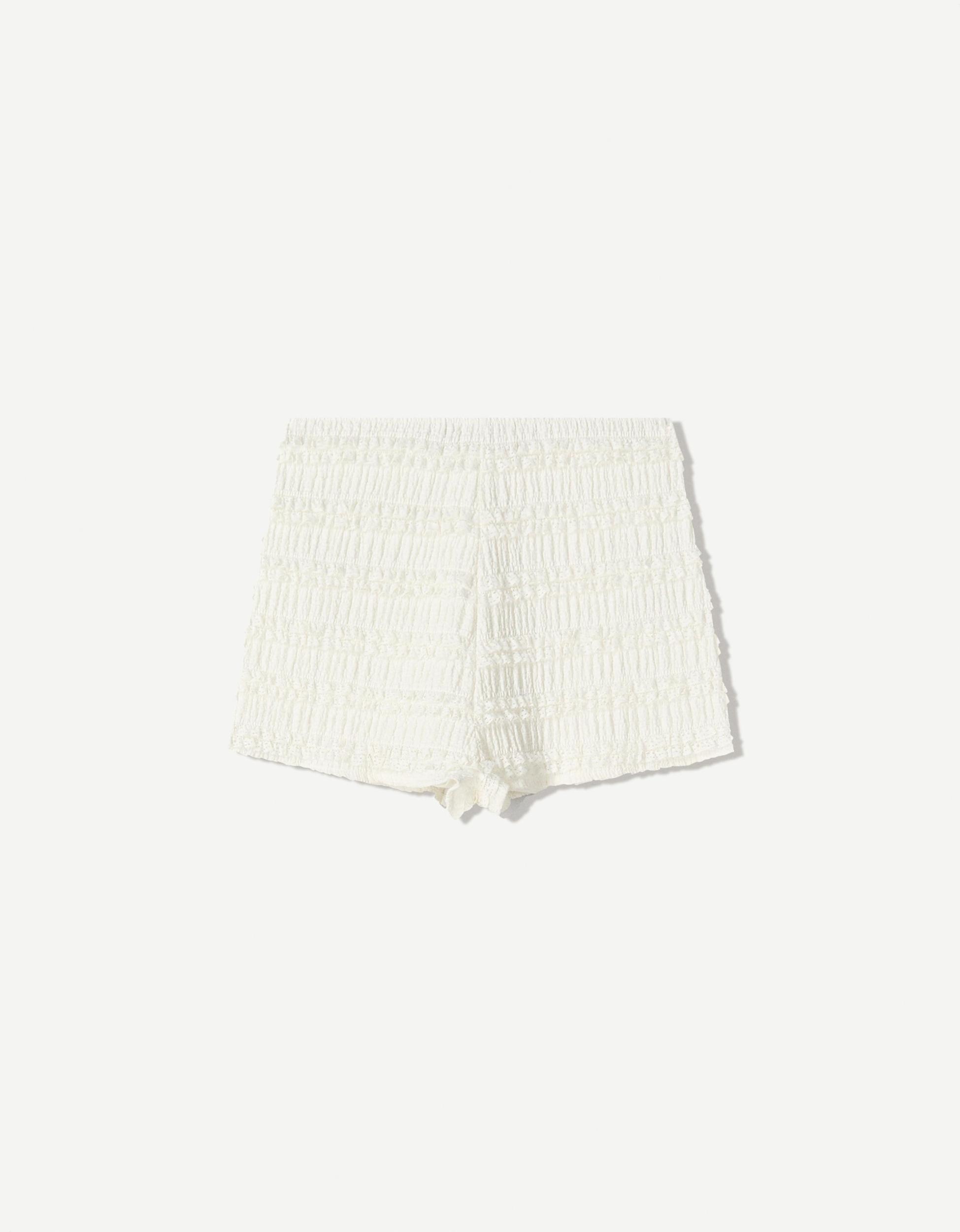 Textured waffle-knit shorts with ruffles Product Image