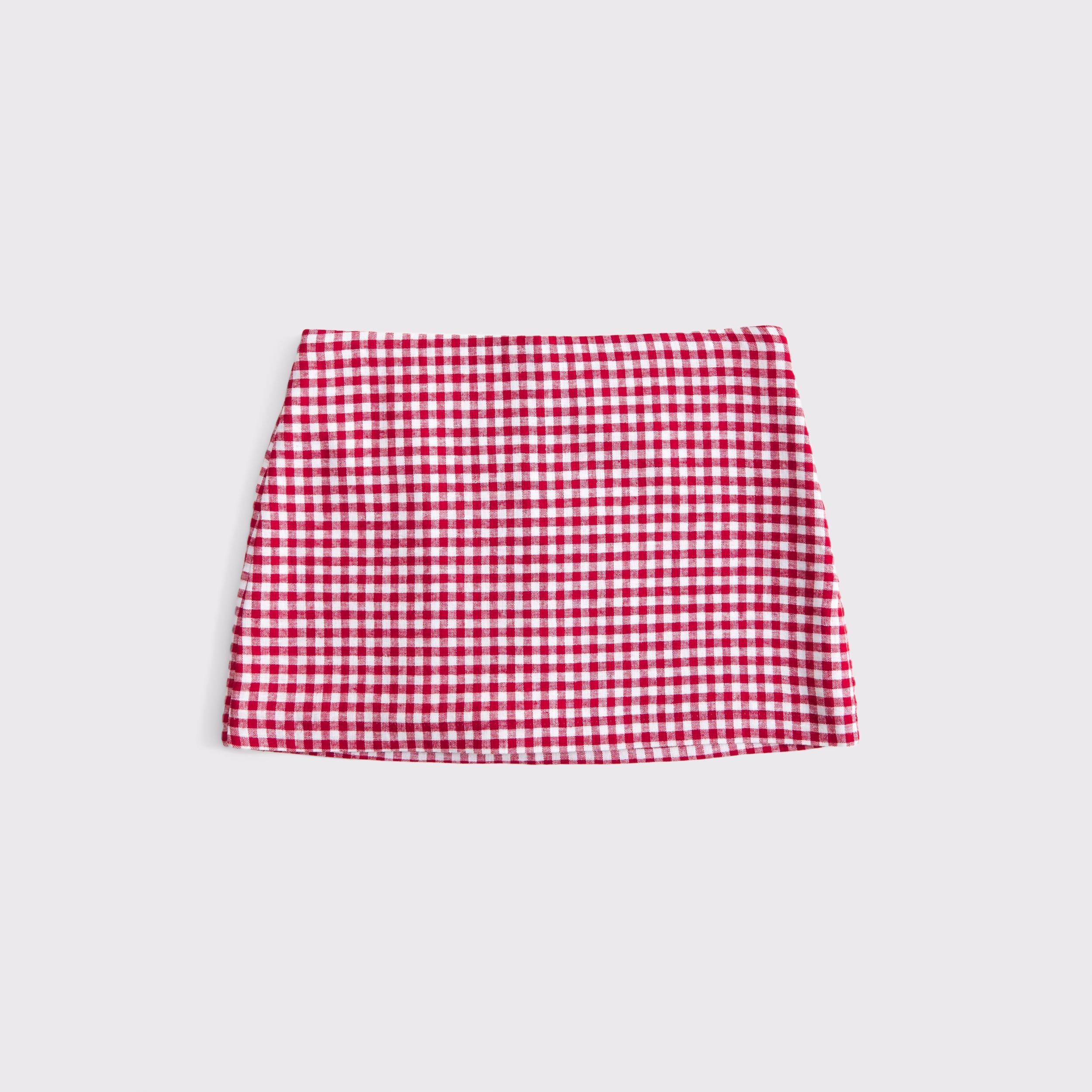 The A&F Scarlett Mid Rise Linen-Blend Mini Skort Product Image