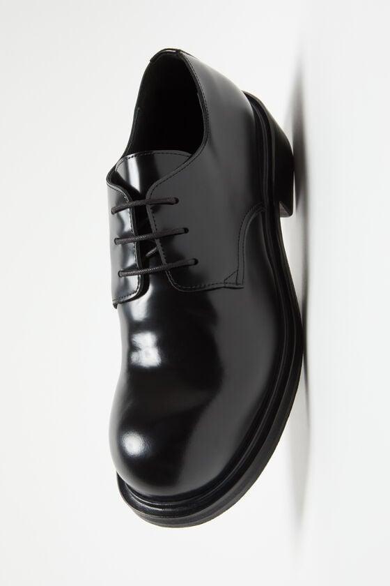 Lace-up leather shoes Product Image