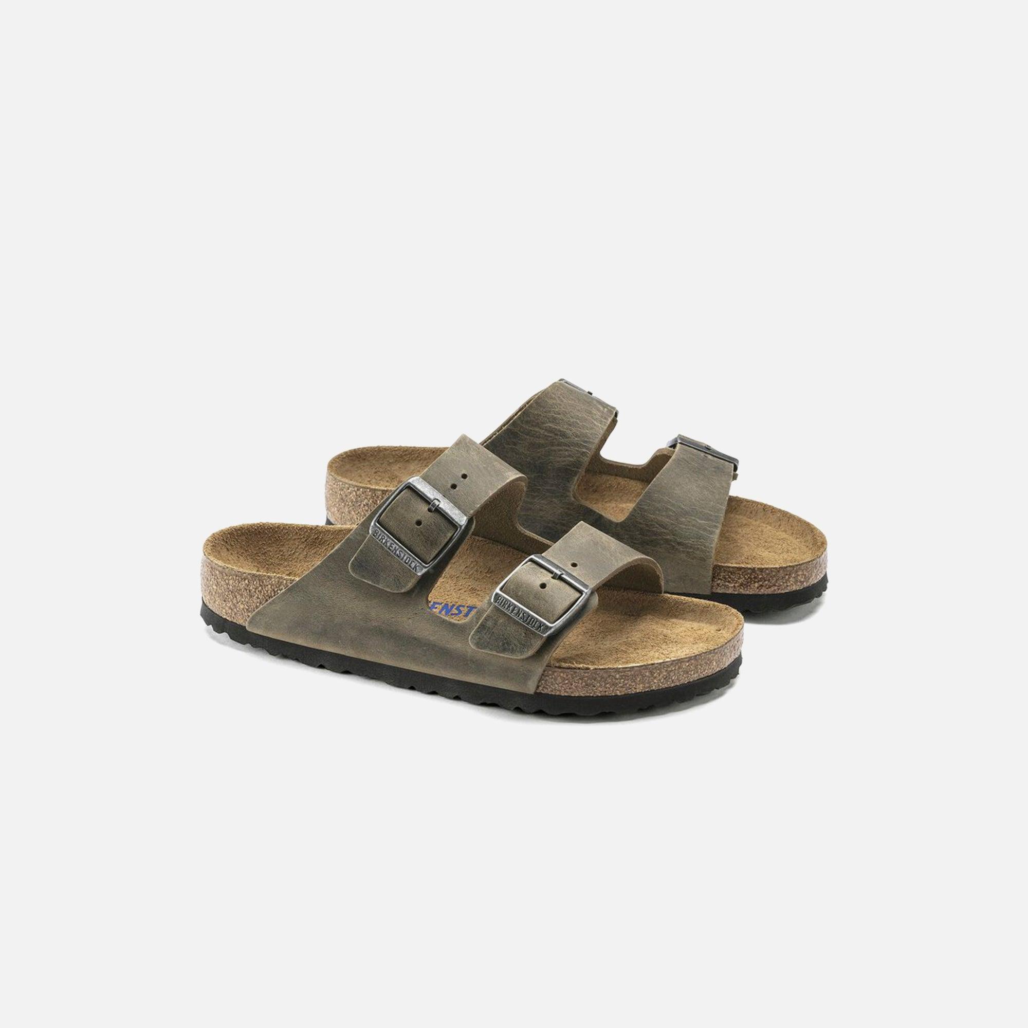 Birkenstock Arizona Soft Footbed - Oiled Leather / Faded Khaki Male Product Image