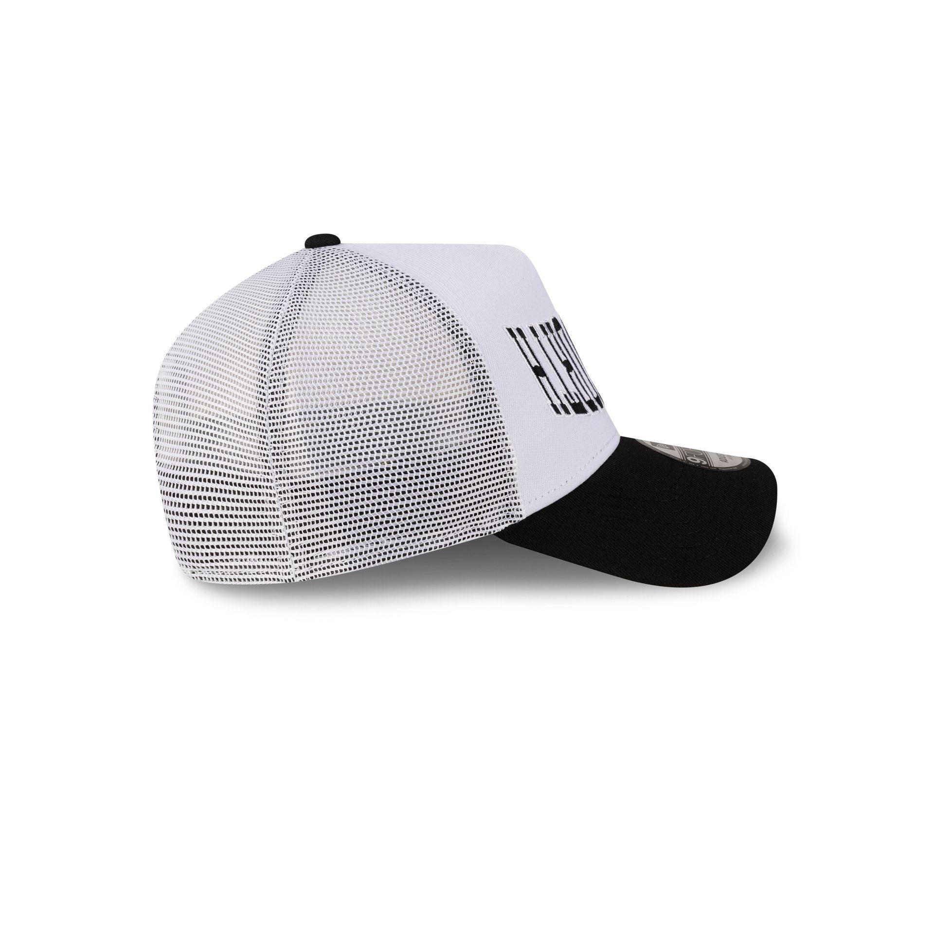 New Era Cap Bronx 9FORTY A-Frame Trucker Hat Male Product Image