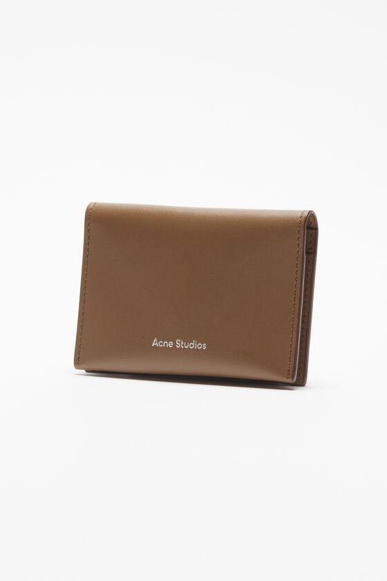 Folded card holder Product Image