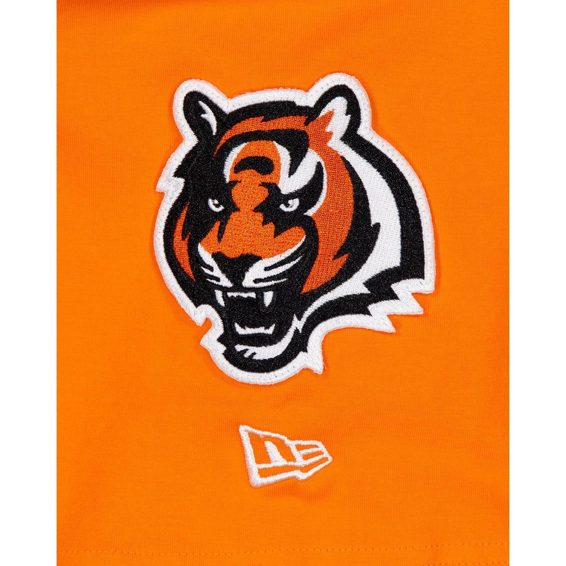 Chicago Bears Logo Select T-Shirt Male Product Image