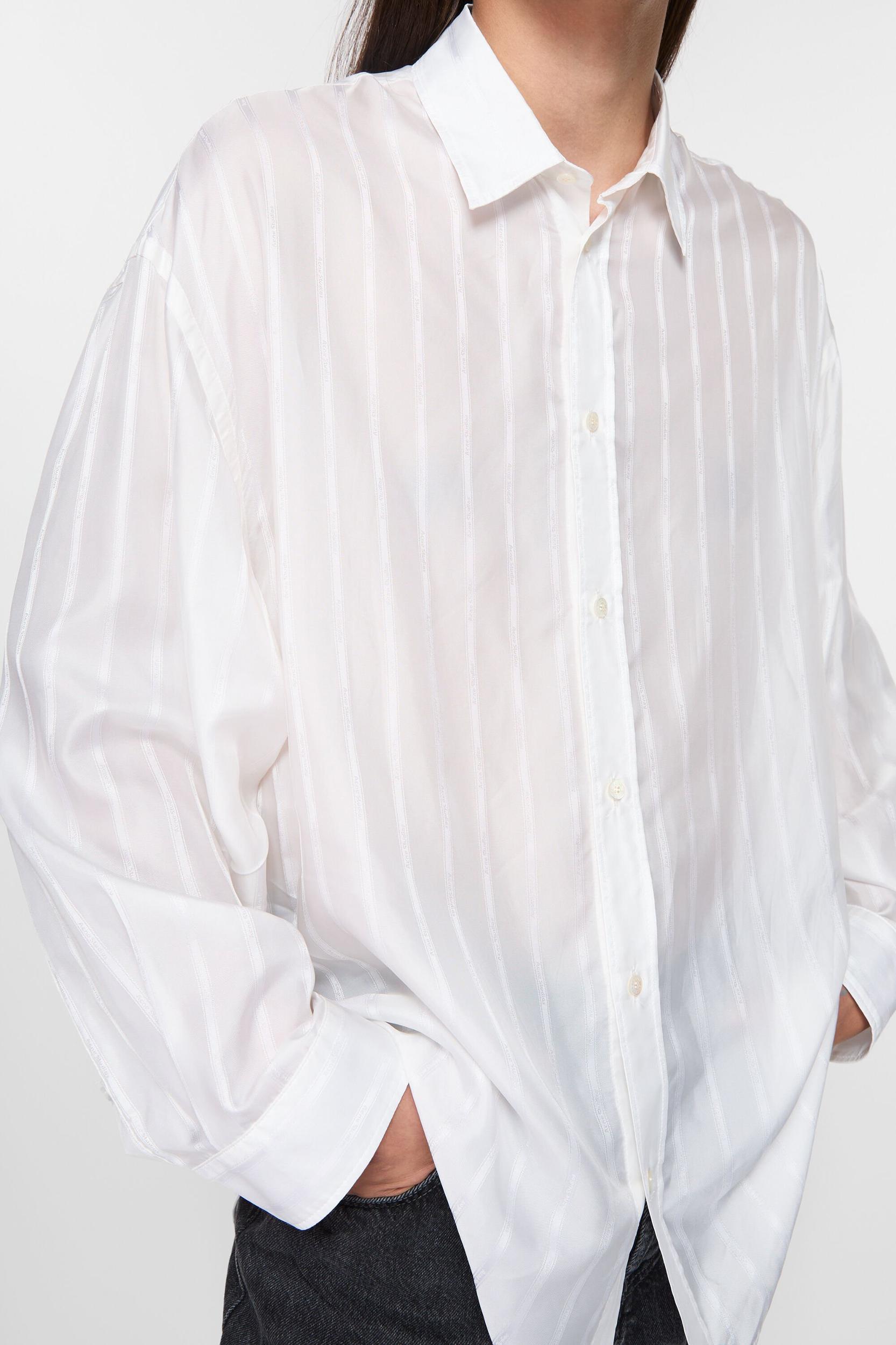 Button-up shirt Product Image
