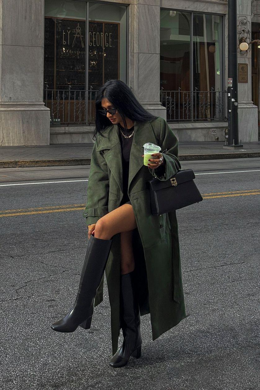 Knee High Leather Rounded Toe Boots Product Image